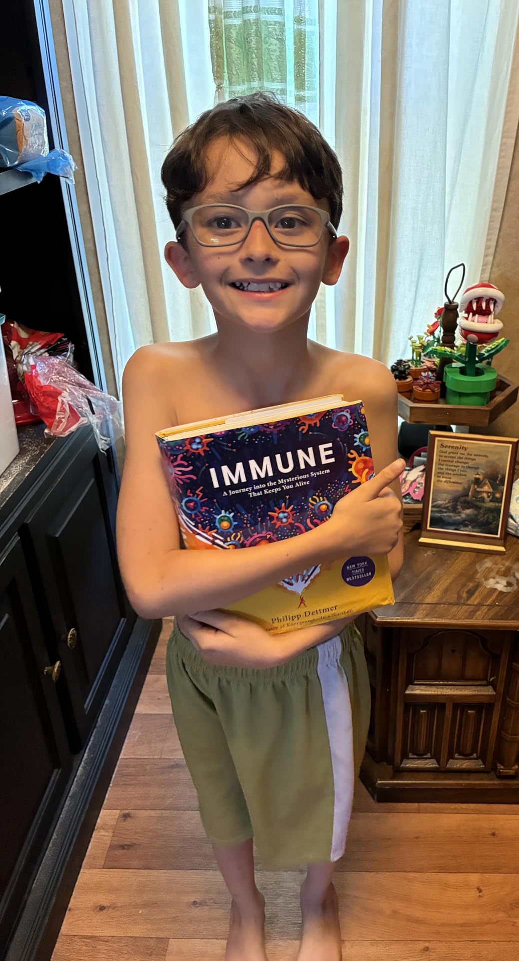 Immune: A Journey into the Mysterious System That Keeps You Alive customer photo 2