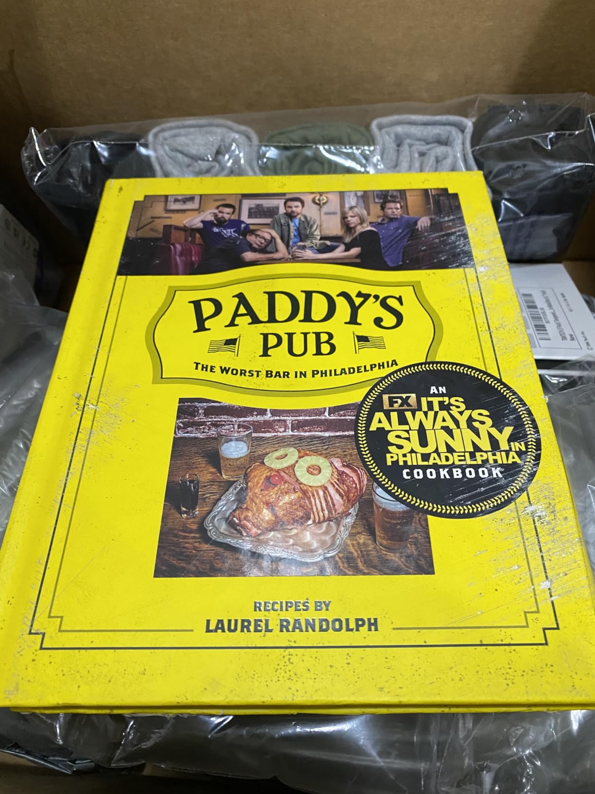 Paddy's Pub: The Worst Bar in Philadelphia: An It's Always Sunny in Philadelphia Cookbook customer photo 2
