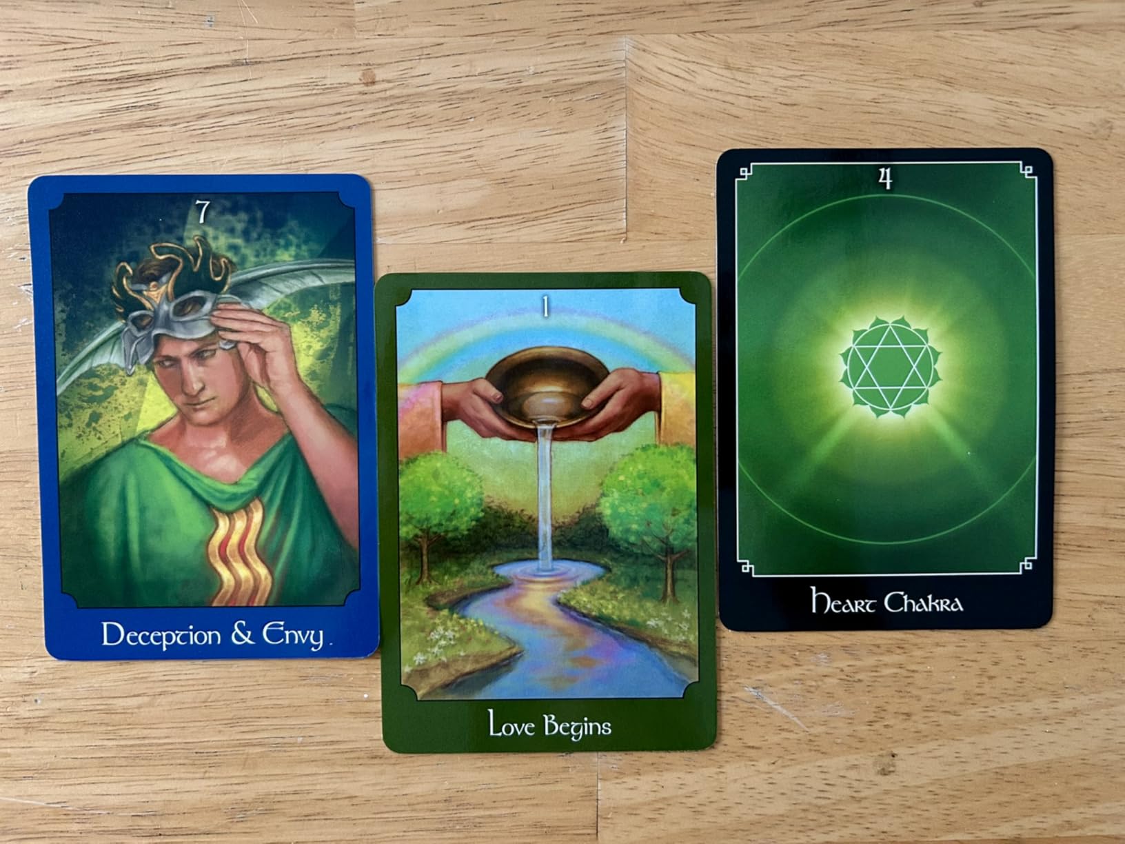 The Psychic Tarot Oracle Deck: A 65-Card Deck and Guidebook customer photo 1