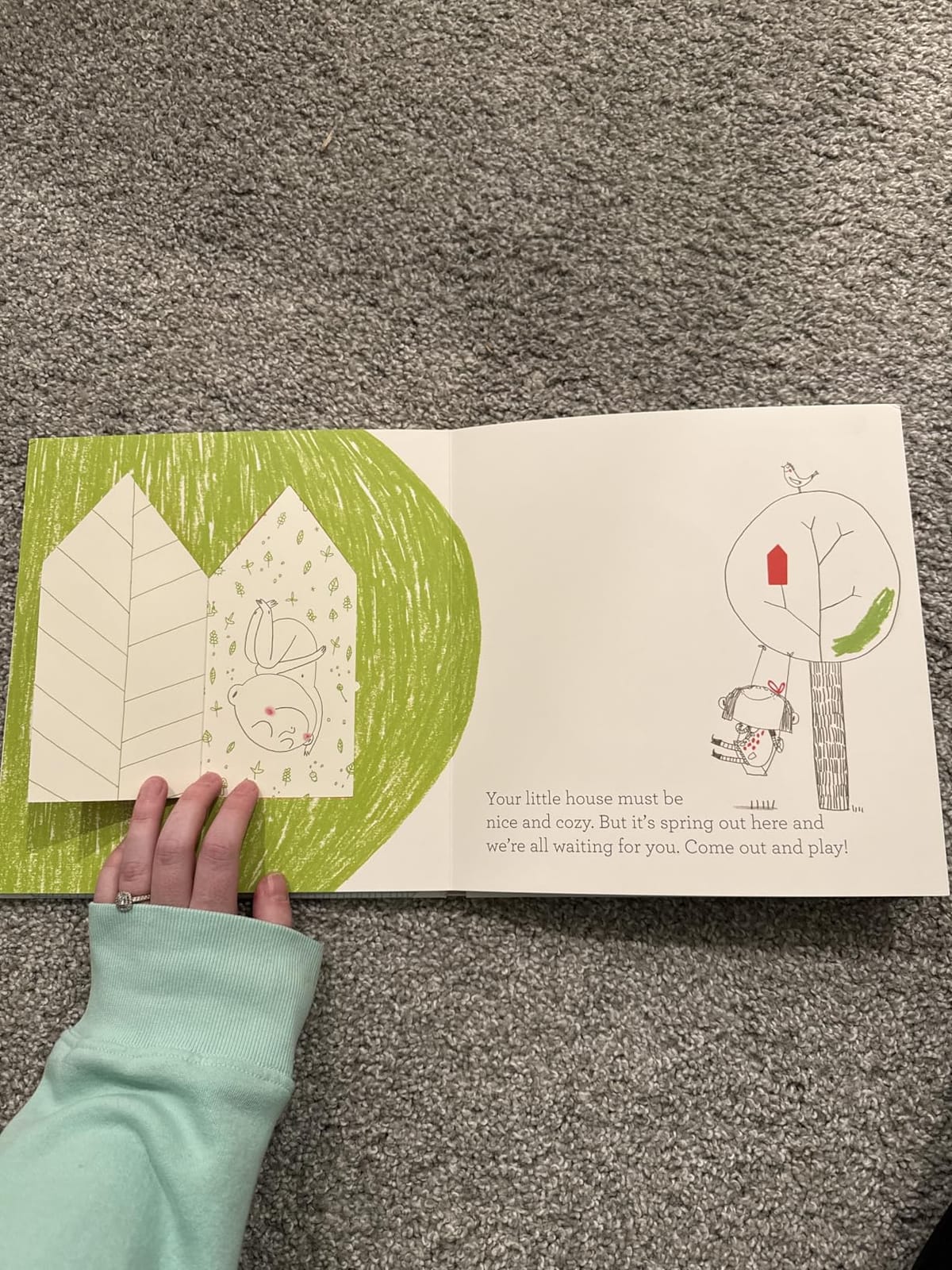 Hello in There!: A Big Sister's Book of Waiting (Growing Hearts) customer photo 1