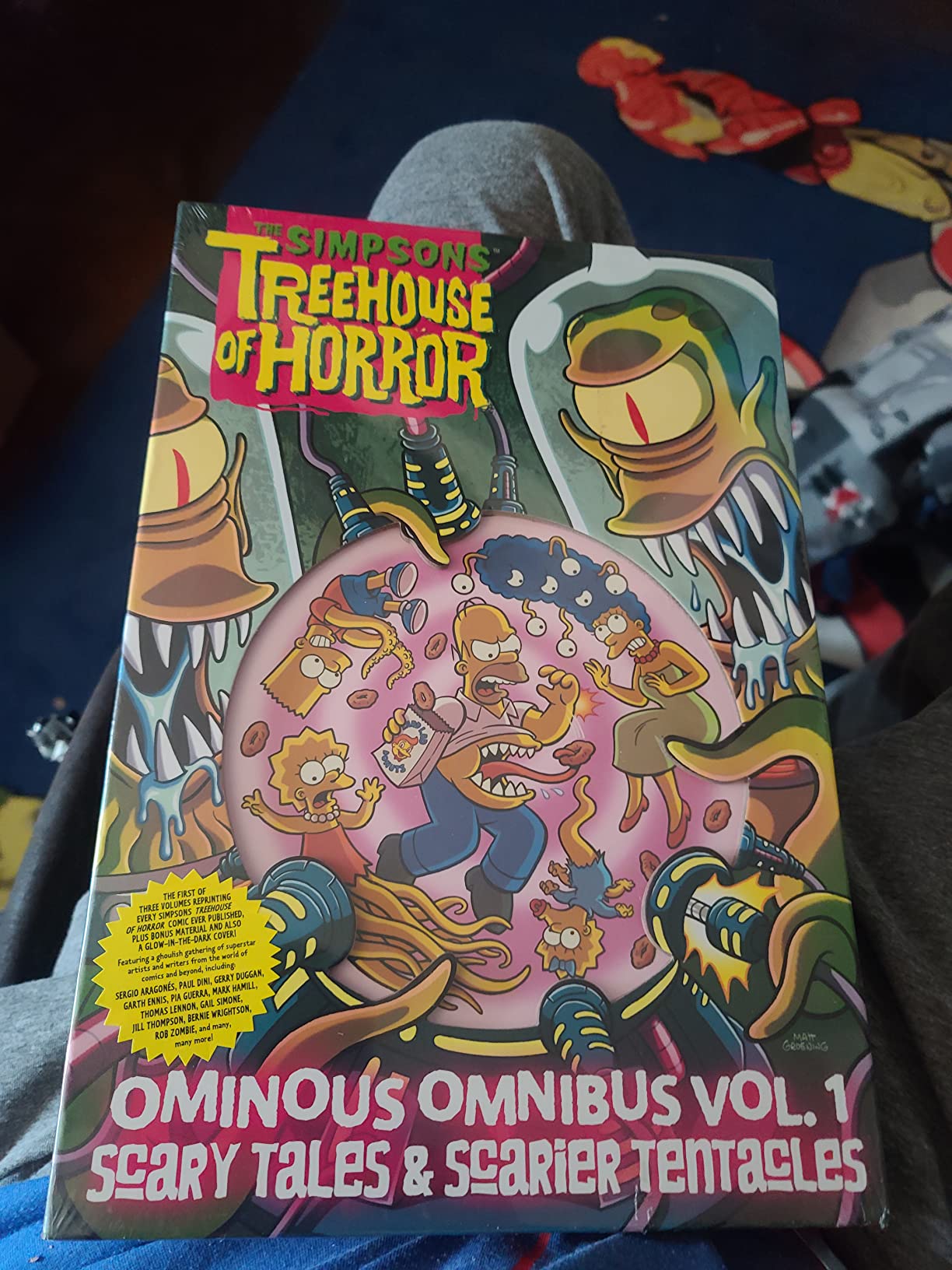 The Simpsons Treehouse of Horror Ominous Omnibus Vol. 1: Scary Tales & Scarier Tentacles (Volume 1) customer photo 1