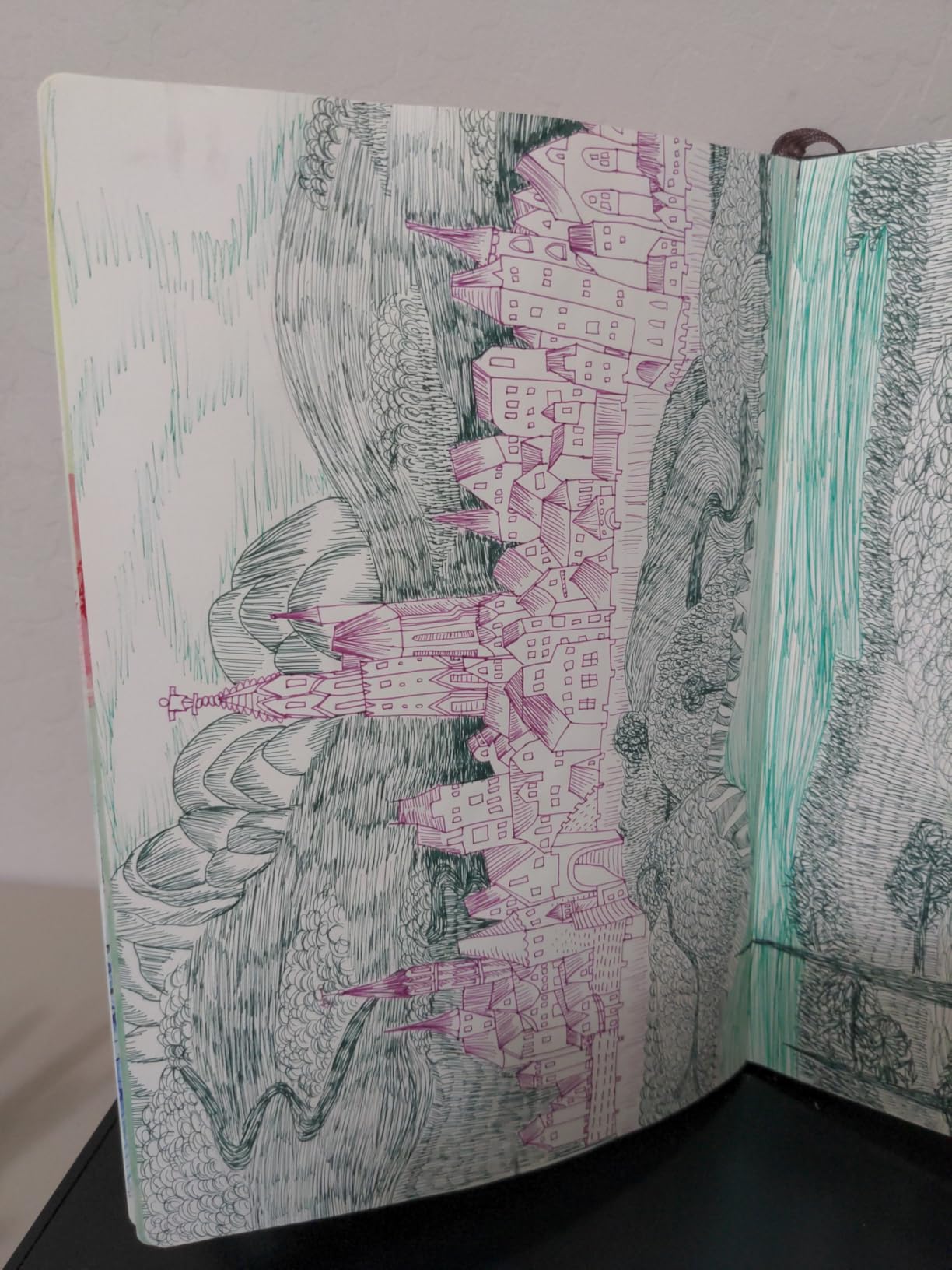 Moleskine Art Sketchbook, Hard Cover, A4 (8.25