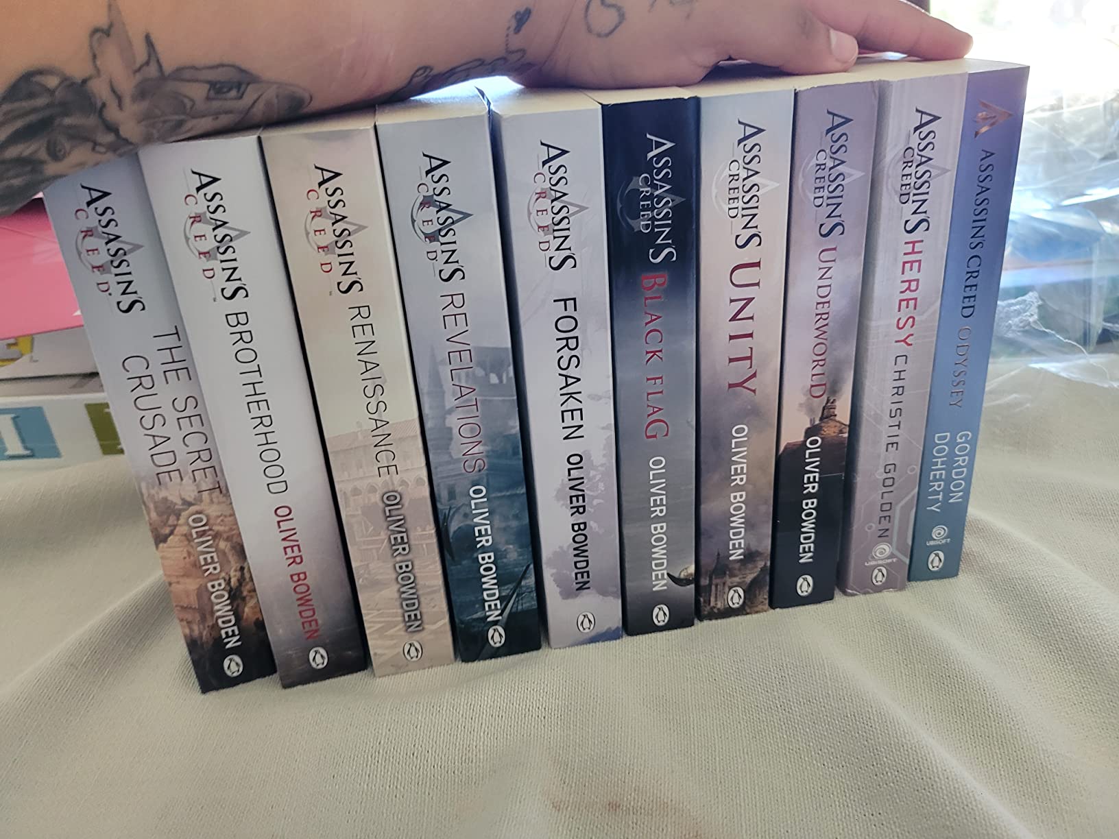 Assassin's Creed Official 10 Books Collection Set (Books 1 - 10) (Renaissance, Brotherhood, Secret Crusade, Revelations, Unity, Underworld, Heresy, Odyssey & MORE!) customer photo 1
