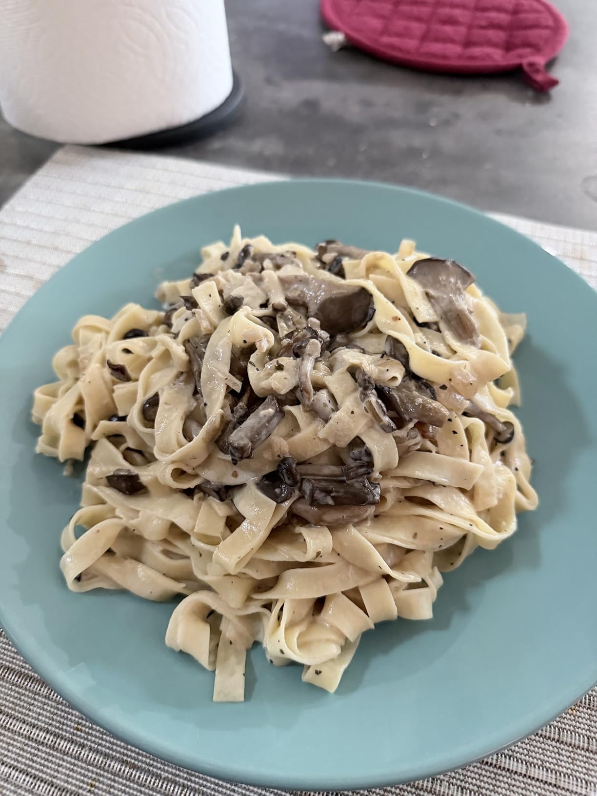 Atlas 150 Classic Manual Pasta Maker Machine, Made in Italy, Chrome Steel with Black Hand Crank. Makes Lasagna, Fettuccine & Tagliolini. customer photo 2