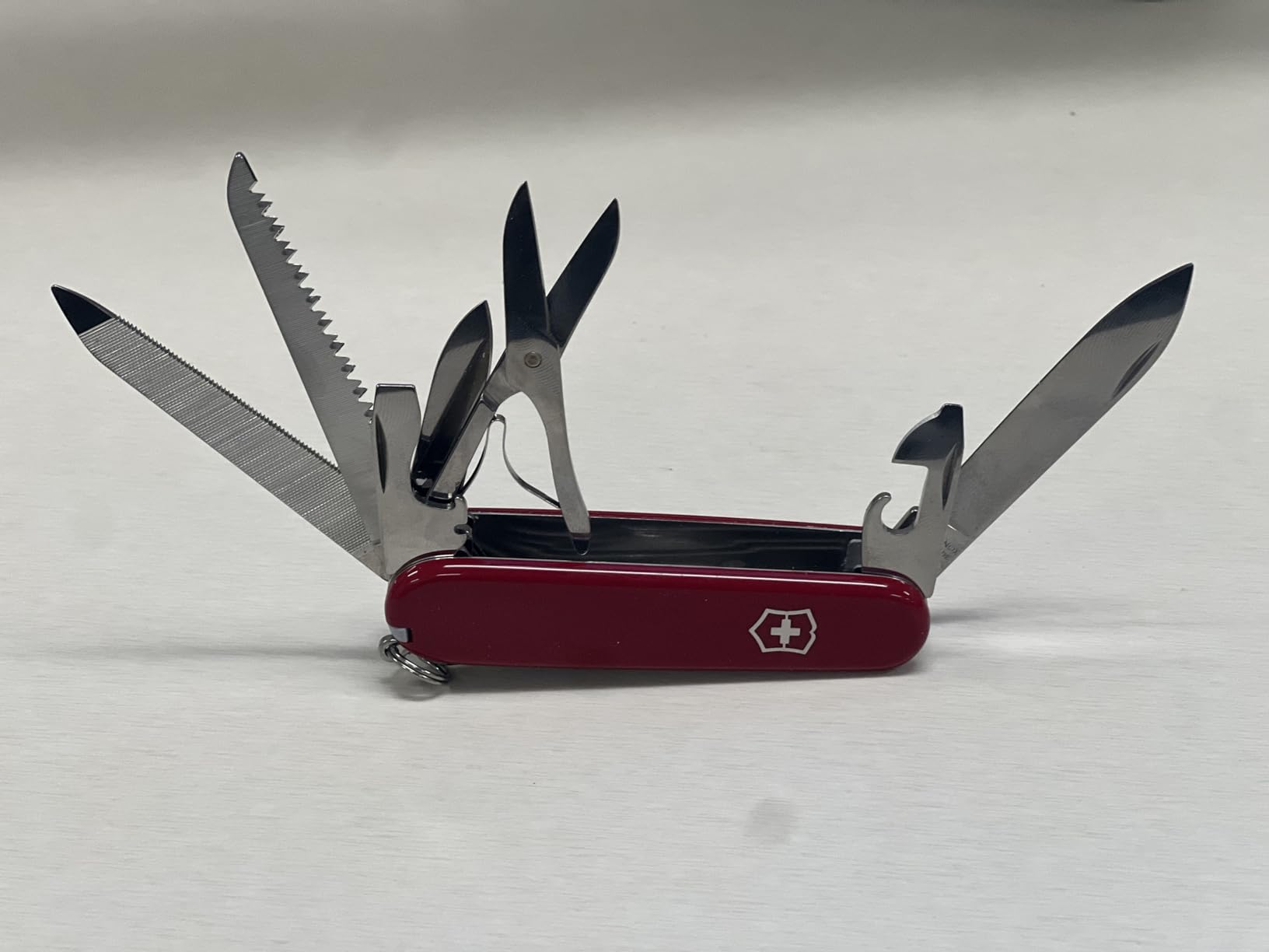 Victorinox Swiss Army Ranger Pocket Knife, Red, 91mm customer photo 1