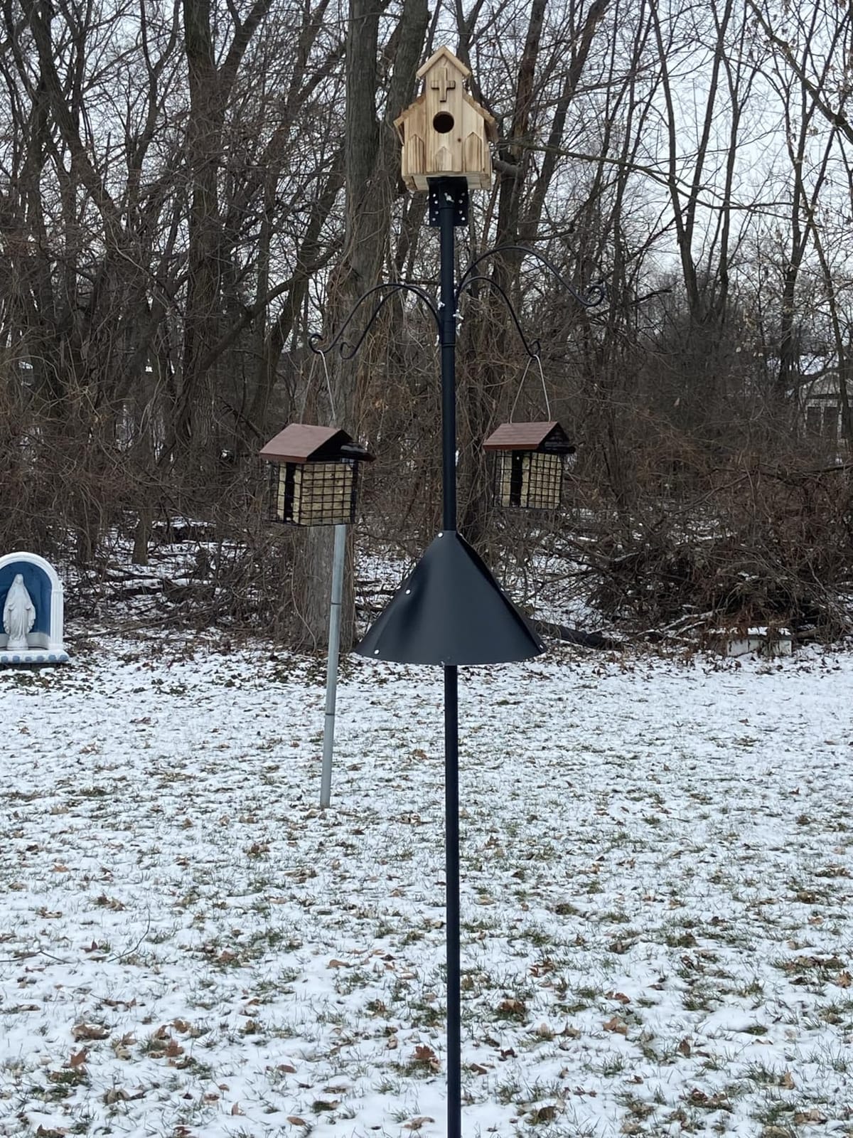 More Birds Double Suet Cake Feeder, Weather Guard, Steel Construction customer photo 2