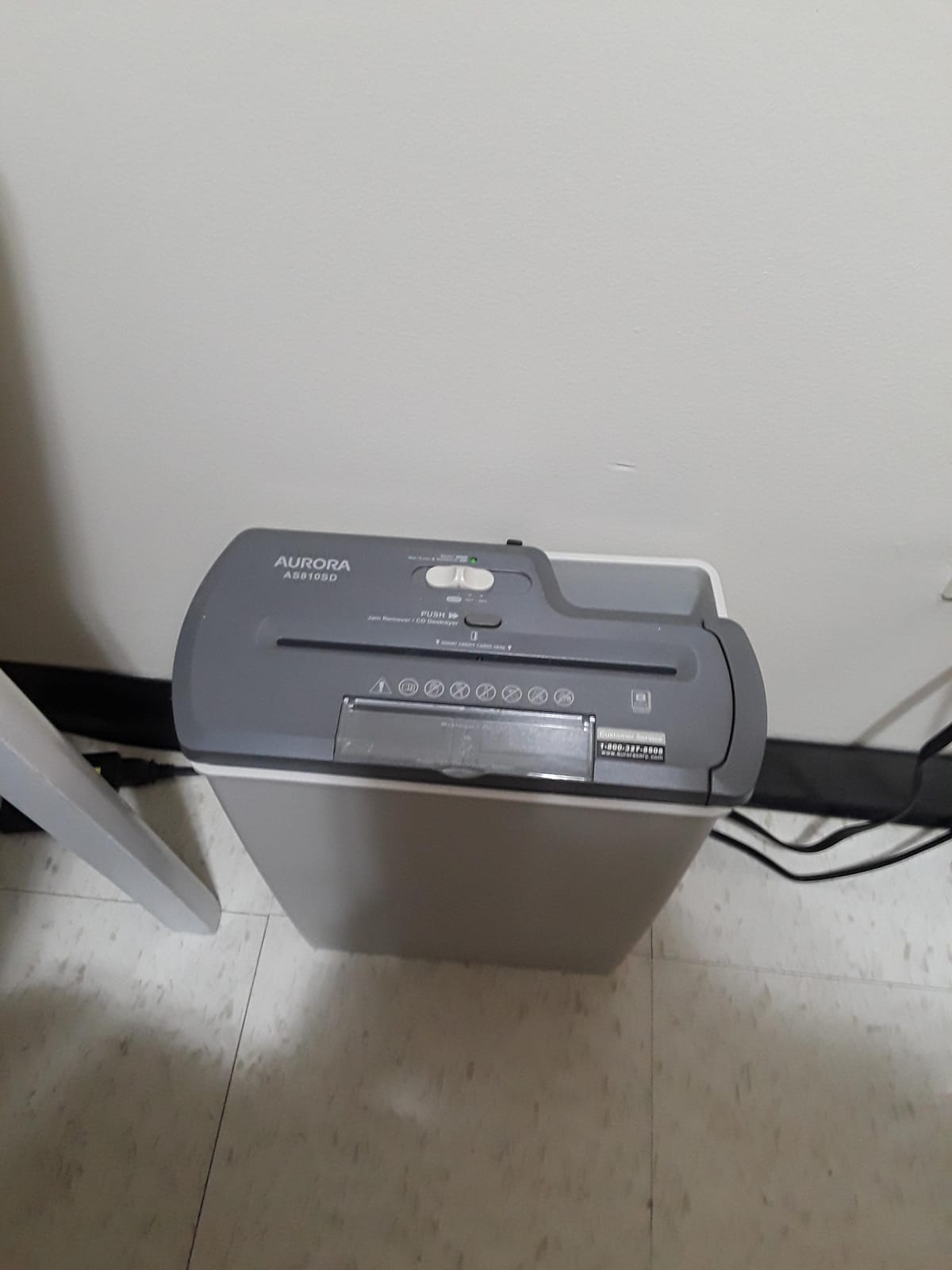 Aurora AS810SD 8-Sheet Strip-Cut Paper, CD and Credit Card Shredder Basket customer photo 2