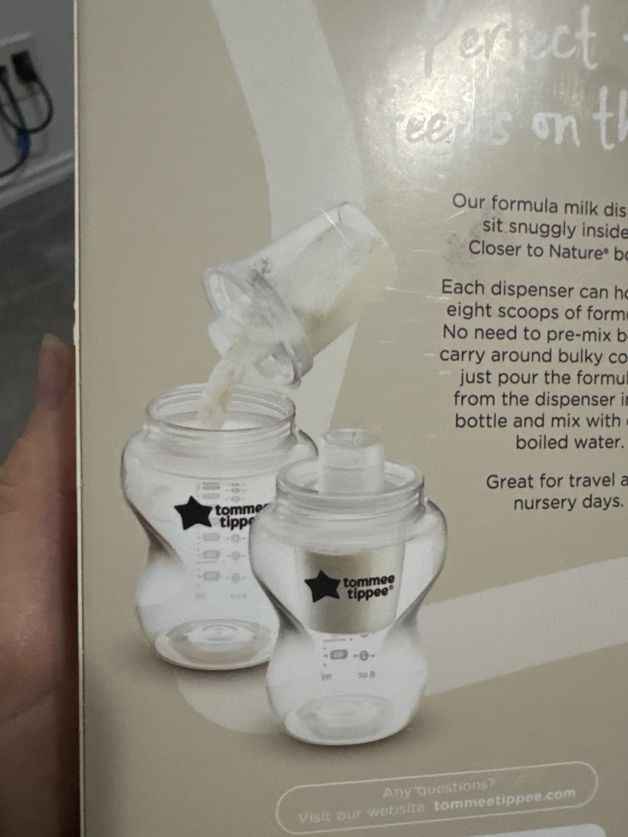 Tommee Tippee Milk Powder Dispensers, Pack of 6, Baby Formula Powder Containers, Ideal for Feeding while Travelling, Fits 8 Scoops per Pot customer photo 2