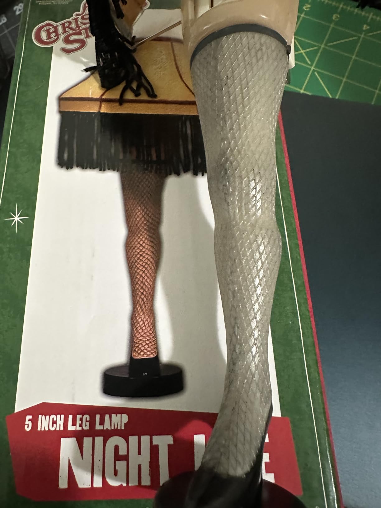 NECA 40054 A Christmas Story Leg Lamp Nightlight, 8