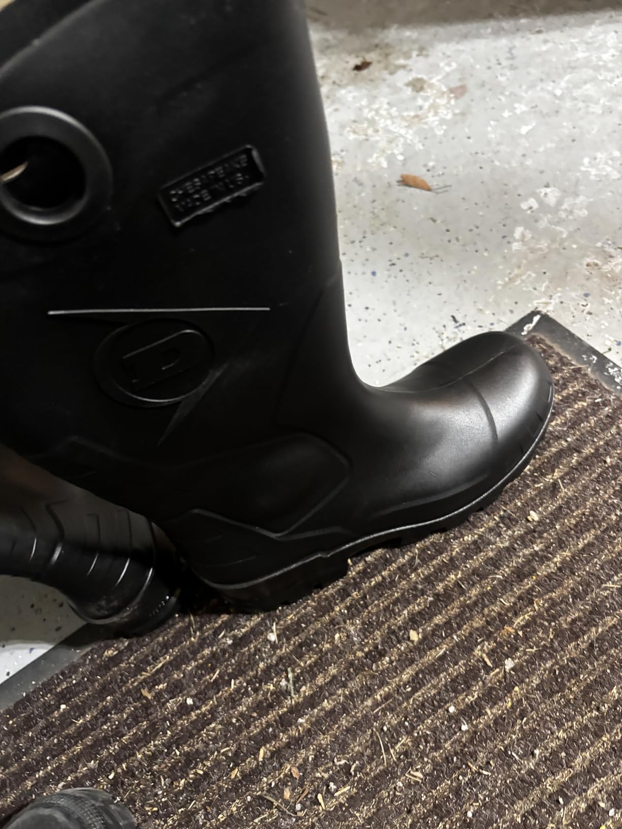 DUNLOP Chesapeake Rubber Boots Plain Toe for Men & Women – PVC - Waterproof - Lightweight Garden, Fishing & Rain Boots with Wide Calf – Black – Size 3–25 customer photo 1