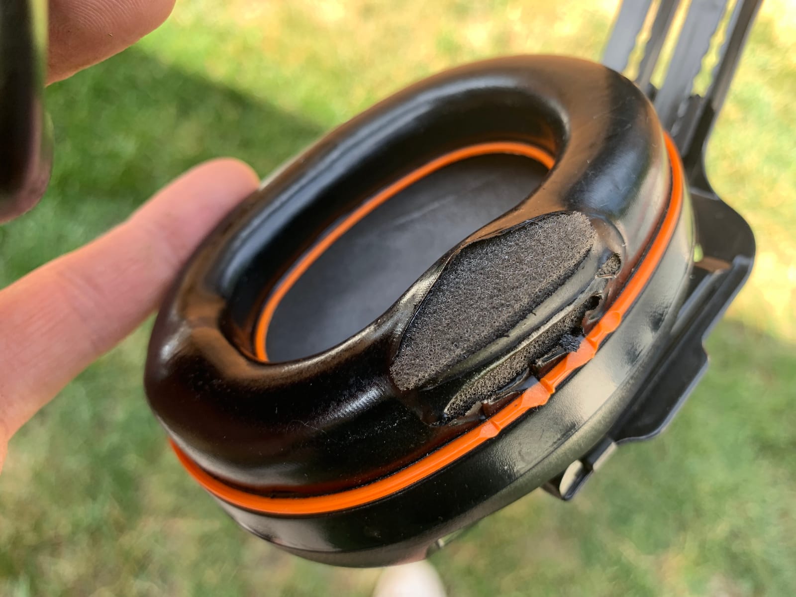 Husqvarna Professional Headband Hearing Protectors 25dB(A) NRR, Lightweight, Padded Headband, Clamshell Design, Black customer photo 2