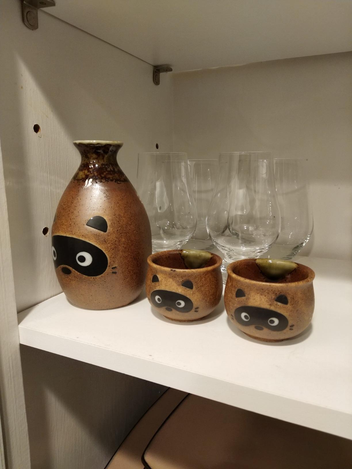 3-Piece Tanuki Raccoon Sake Set customer photo 1
