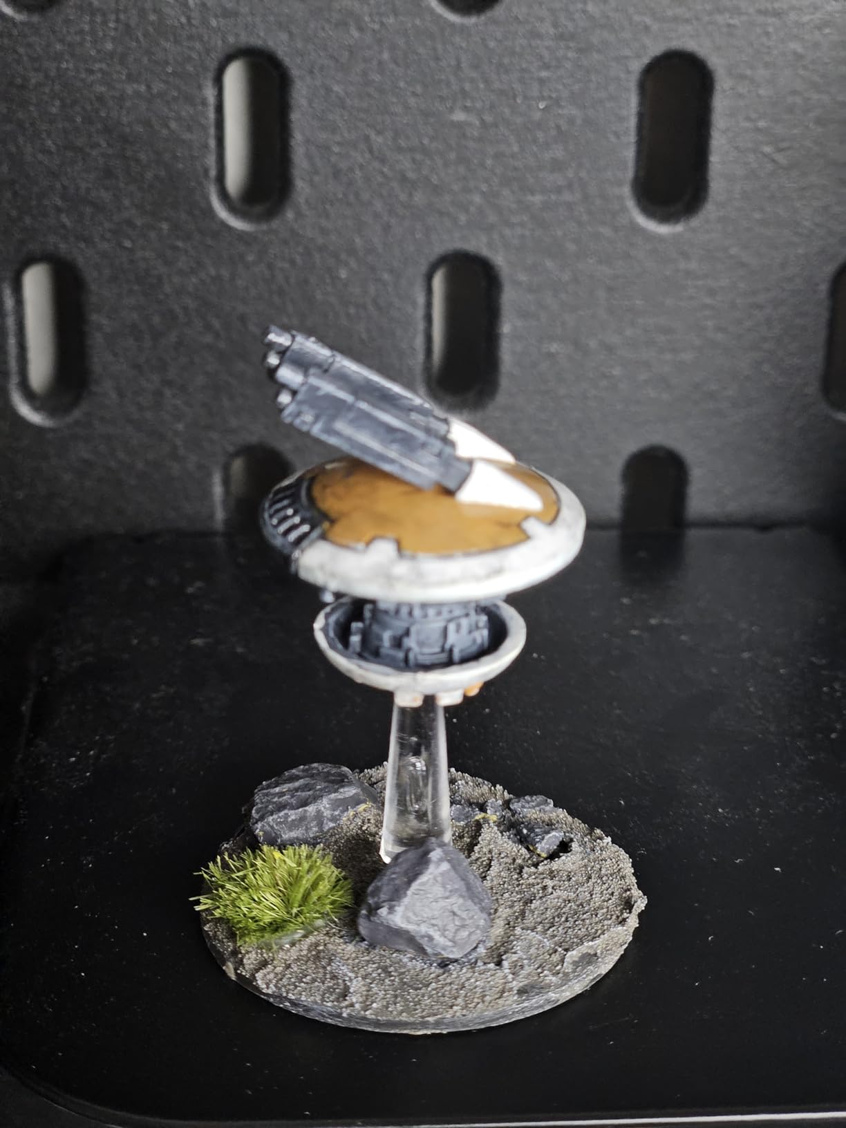 Vallejo - Diorama FX Earth Textures | Dark Earth 200 ml (6.76 fl.oz.) | Premium Acrylic Color For Modelers & Miniature Enthusiasts customer photo 2