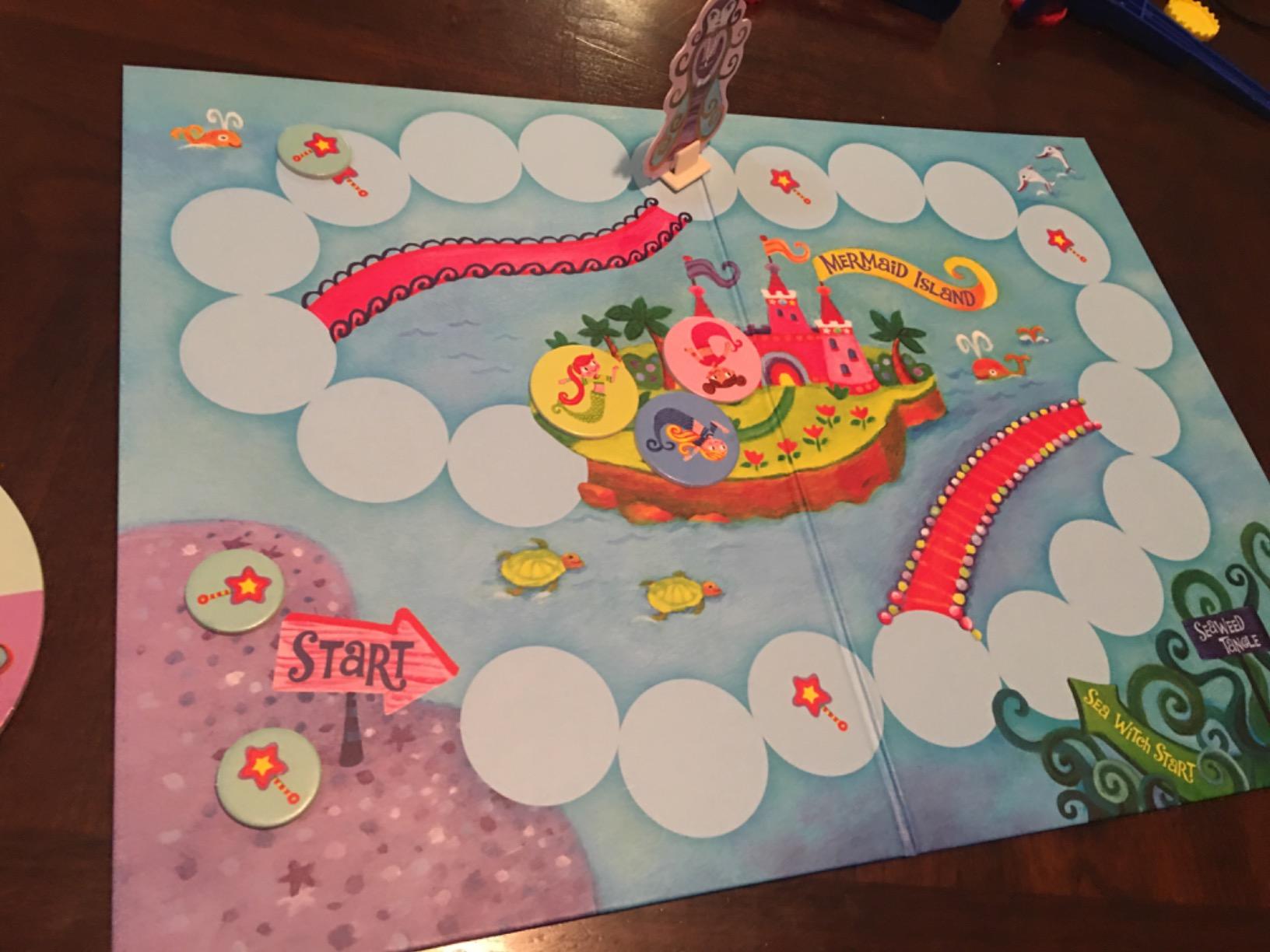 Peaceable Kingdom Mermaid Island Award Winning Cooperative Board Game for 2 to 6 Kids Ages 5+ customer photo 1
