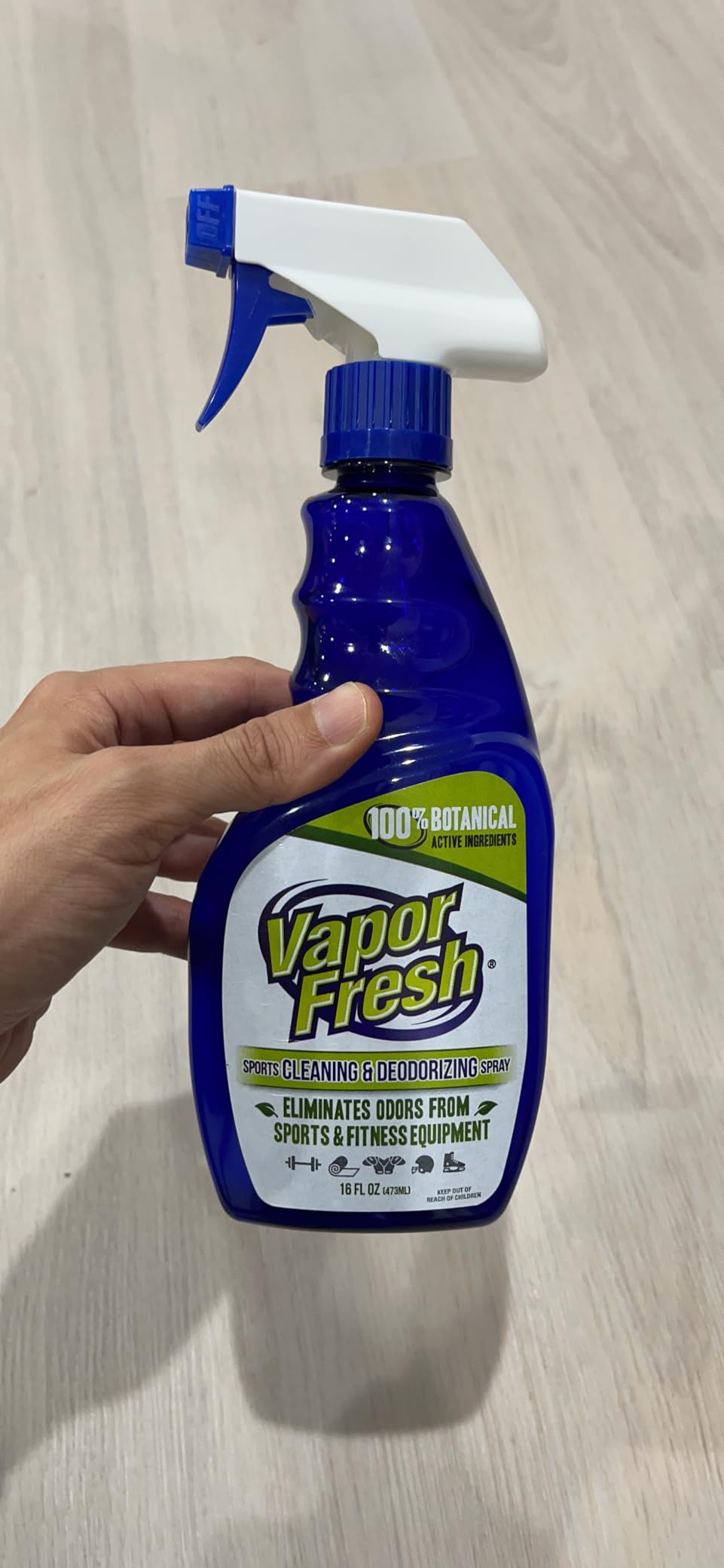 Vapor Fresh Sports Gear Cleaner and Deodorizer Spray, 16oz (1 Pack) | Sports odor eliminator, Boxing gloves, Sports pads, Helmets, Gym bags, Gym equipment customer photo 1