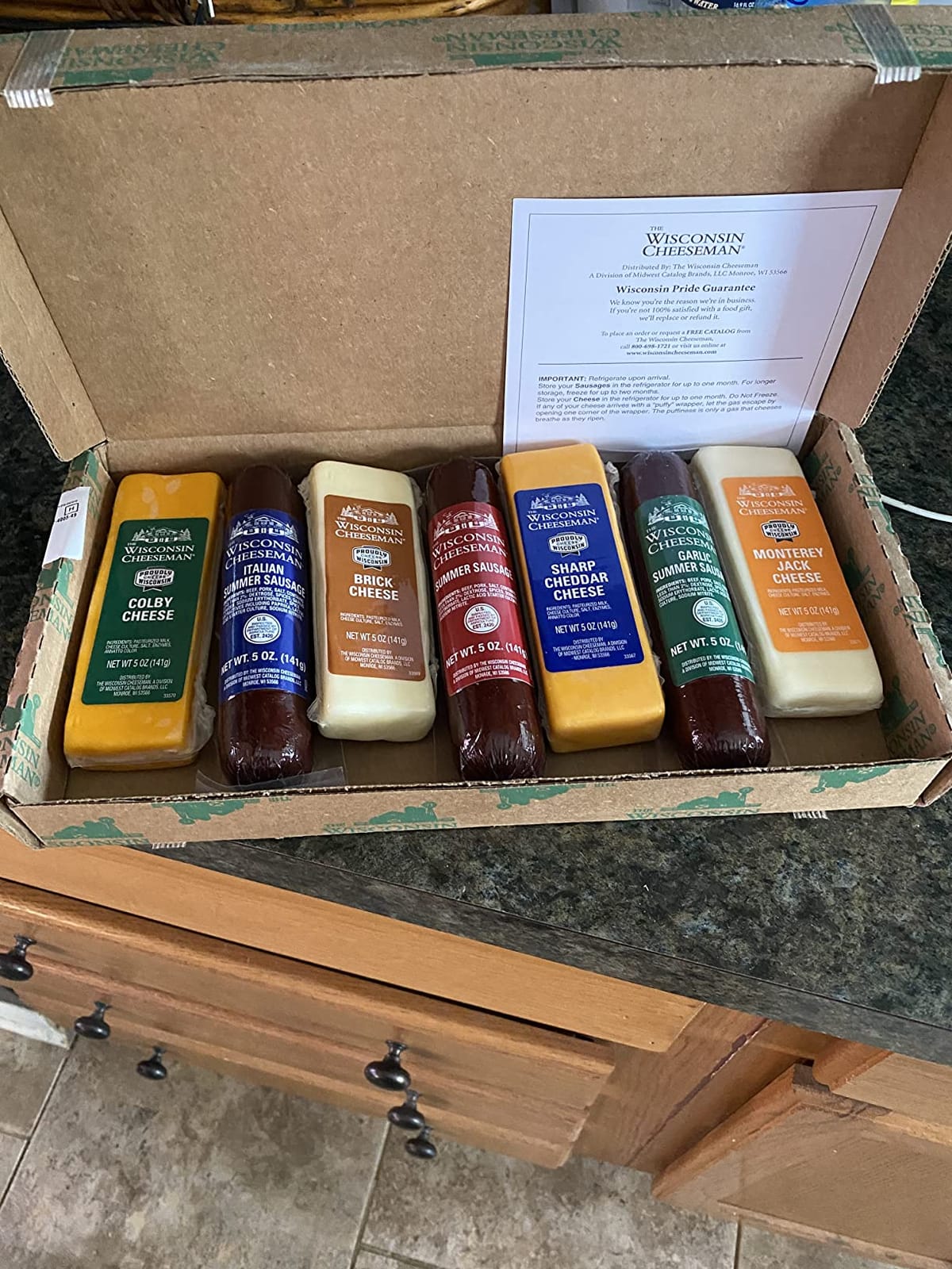 Wisconsin Cheeseman Meat & Cheese Combo Gift Basket Set customer photo 2