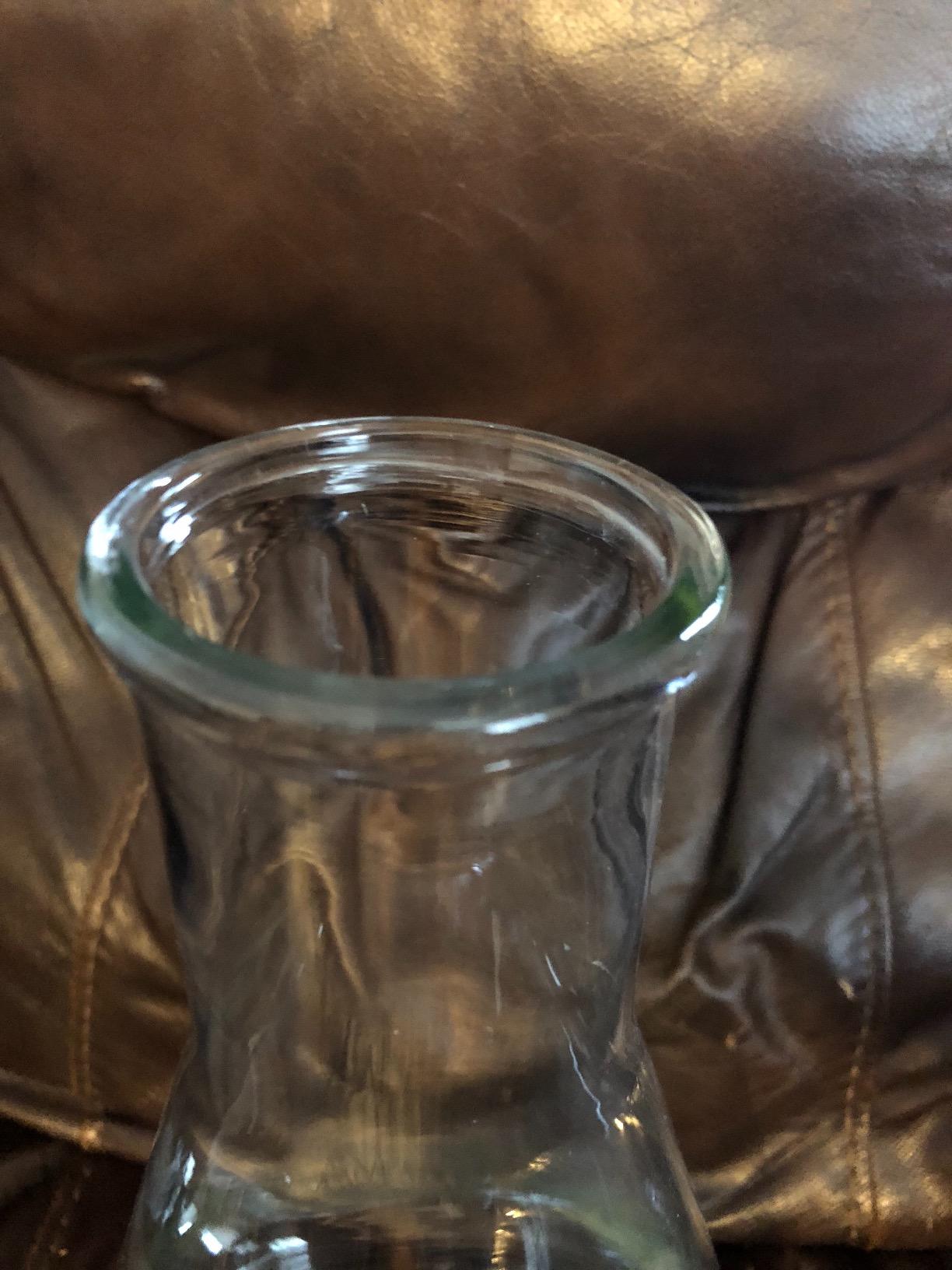 2000ml Narrow Mouth Erlenmeyer Flask, 3.3 Borosilicate Glass, Karter Scientific 213G15 (Single) customer photo 2