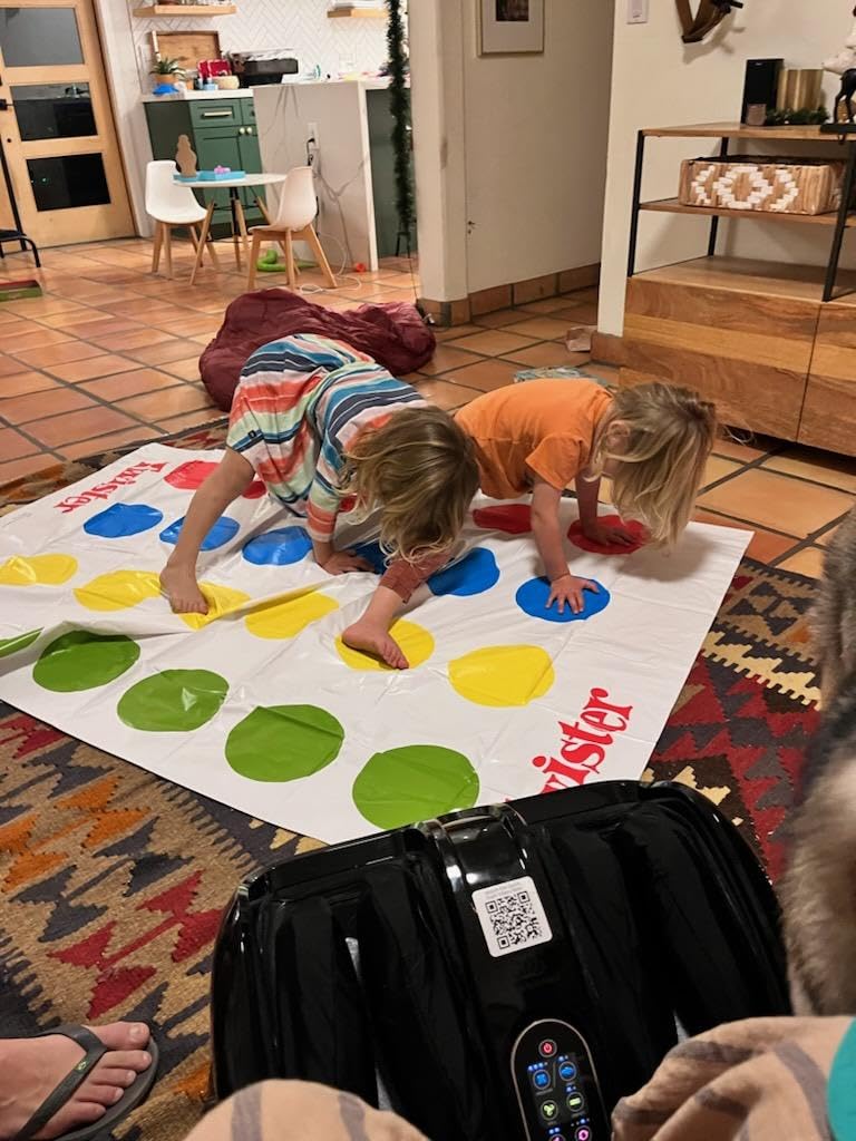 Hasbro Twister Party Classic Board Game for 2 or More Players,Indoor and Outdoor Game for Kids 6 and Up,Packaging May Vary customer photo 1