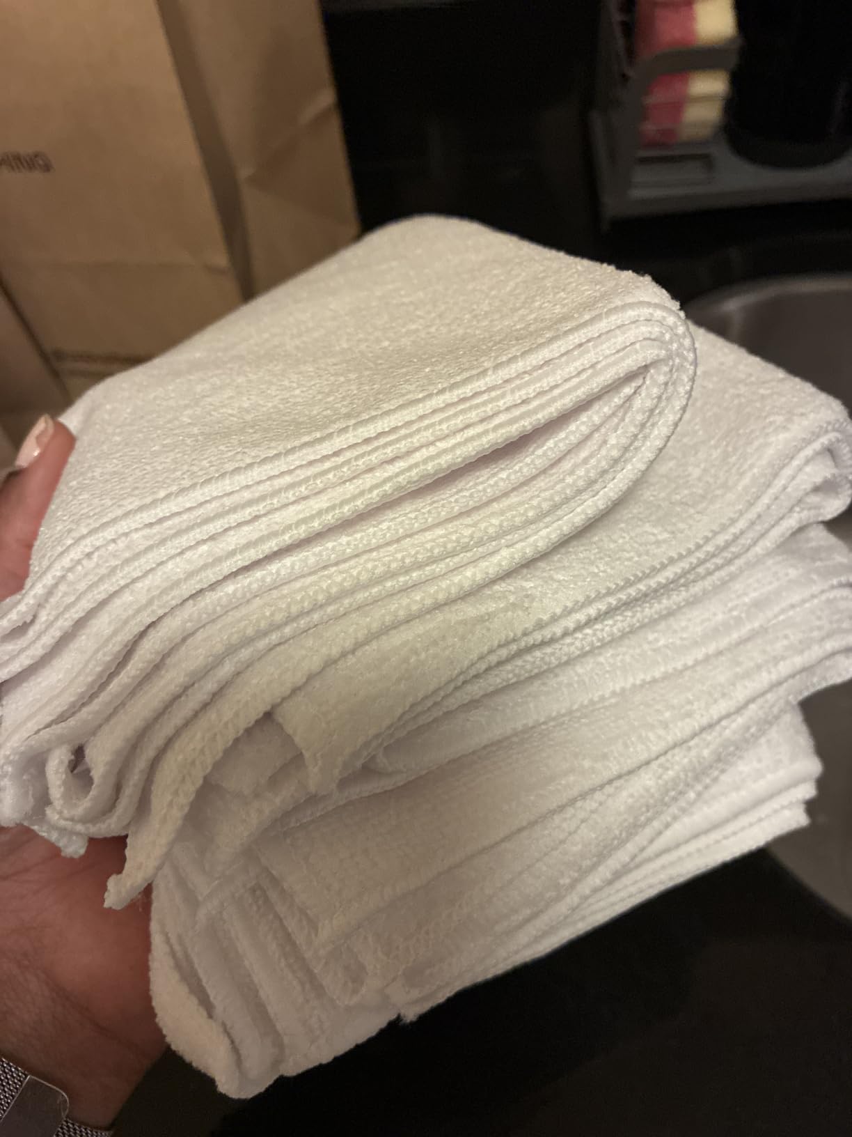 Amazon Basics Microfiber Cleaning Cloths for Cars, Non-Abrasive, Highly Absorbent, Lint and Scratch-Free, Reusable and Washable, Car Detailing Towels, 16