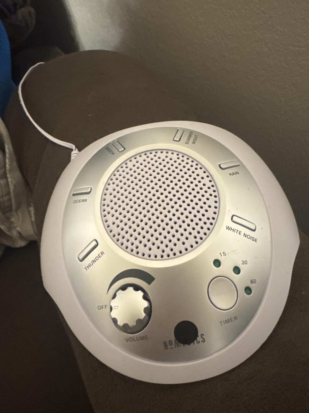 Homedics SoundSleep White Noise Sound Machine, Silver customer photo 2