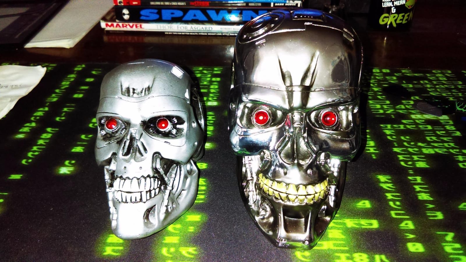 Terminator Nemesis Now T-Box 18cm Silver, Resin customer photo 2