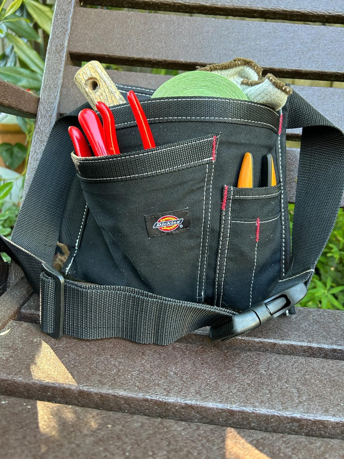 Dickies 5-Pocket Single Side Tool Belt Pouch/Work Apron, Durable Canvas Construction, Adjustable Belt for Custom Fit customer photo 1