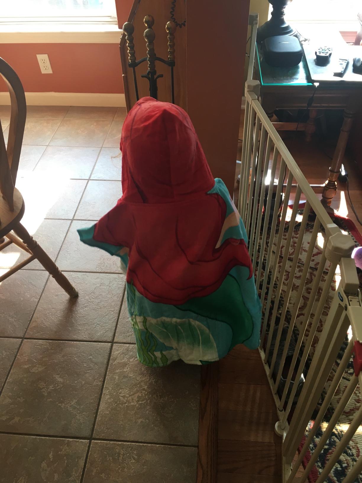 Disney Little Mermaid Ariel Cotton Hooded Towel customer photo 1