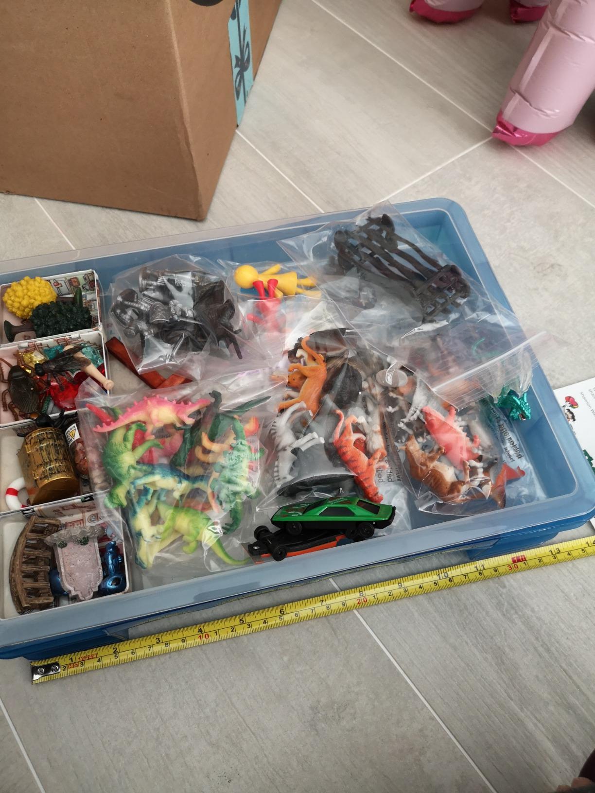 Play Therapy Sand Tray Basic Portable Starter Kit with Tray, Sand, and Miniatures customer photo 2