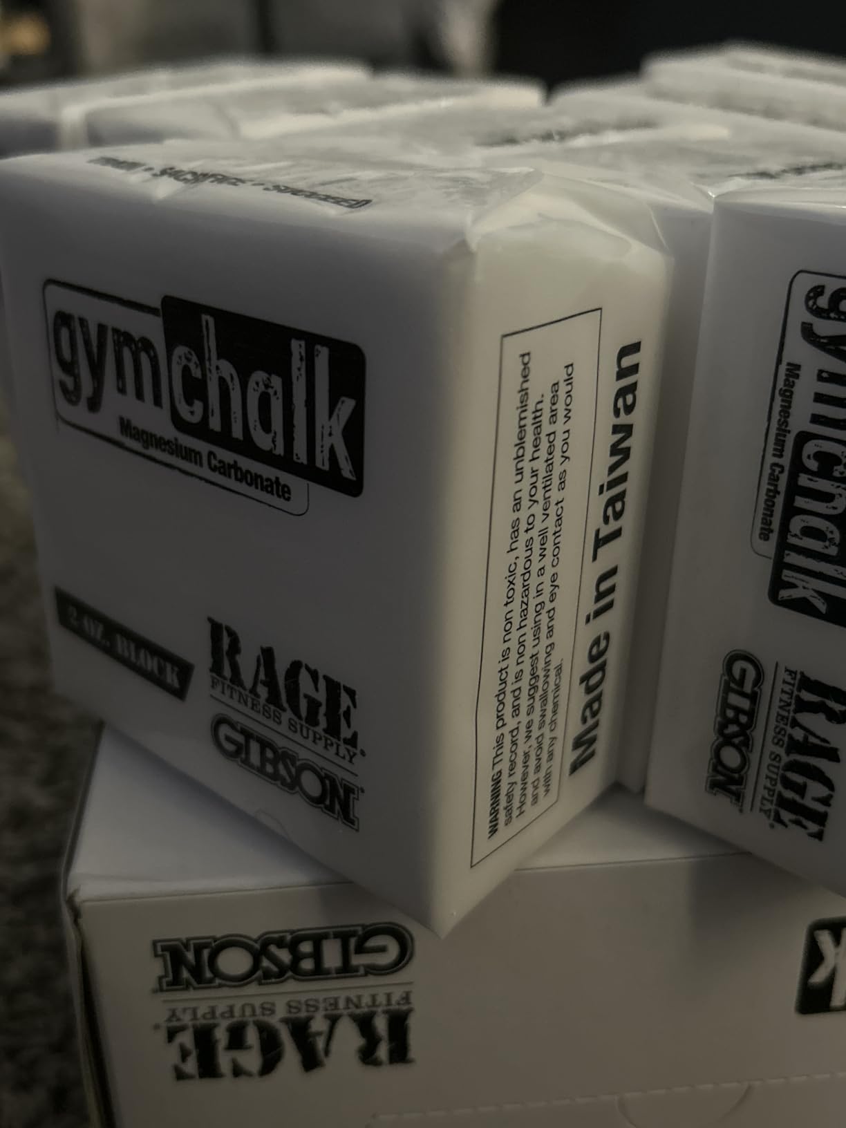 Rage Fitness Fitness Gym Chalk, Pure Magnesium Carbonate - 1 LB Block customer photo 2