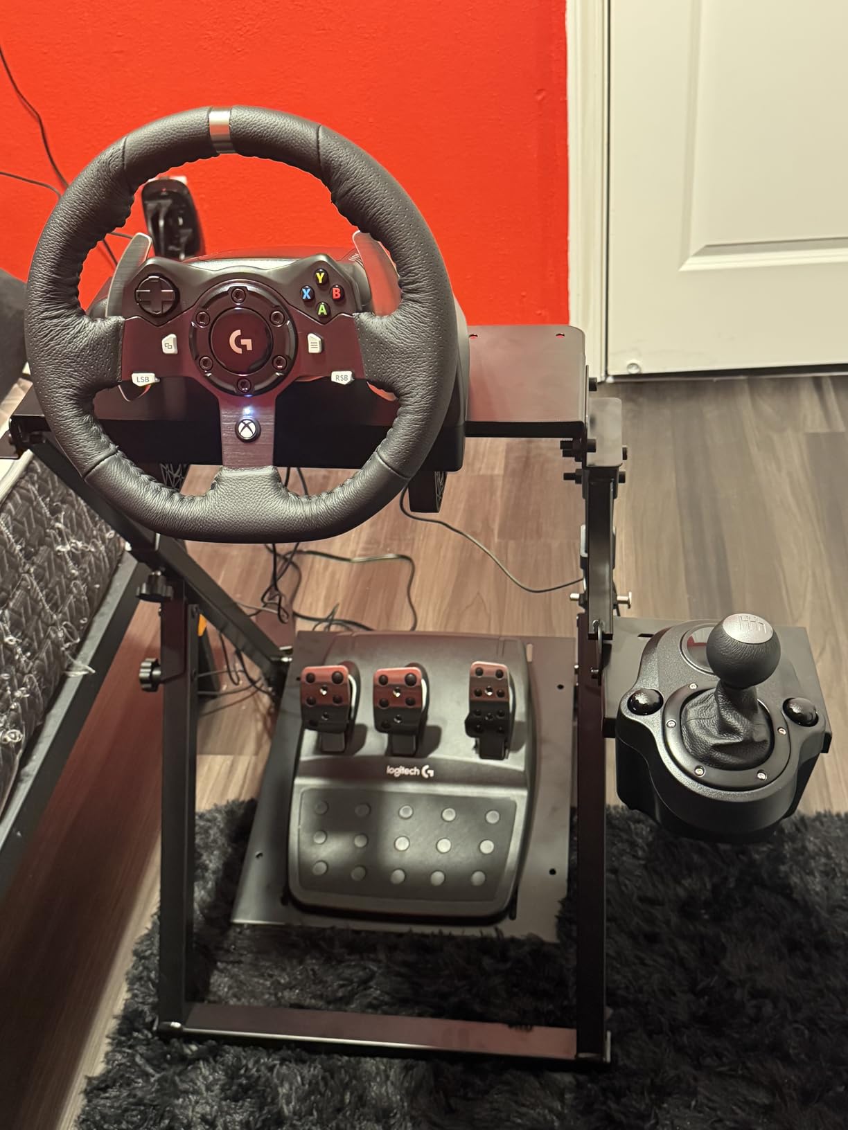 Logitech G920 Racing Wheel and Pedals for Xbox X|S/Xbox One/PC customer photo 1