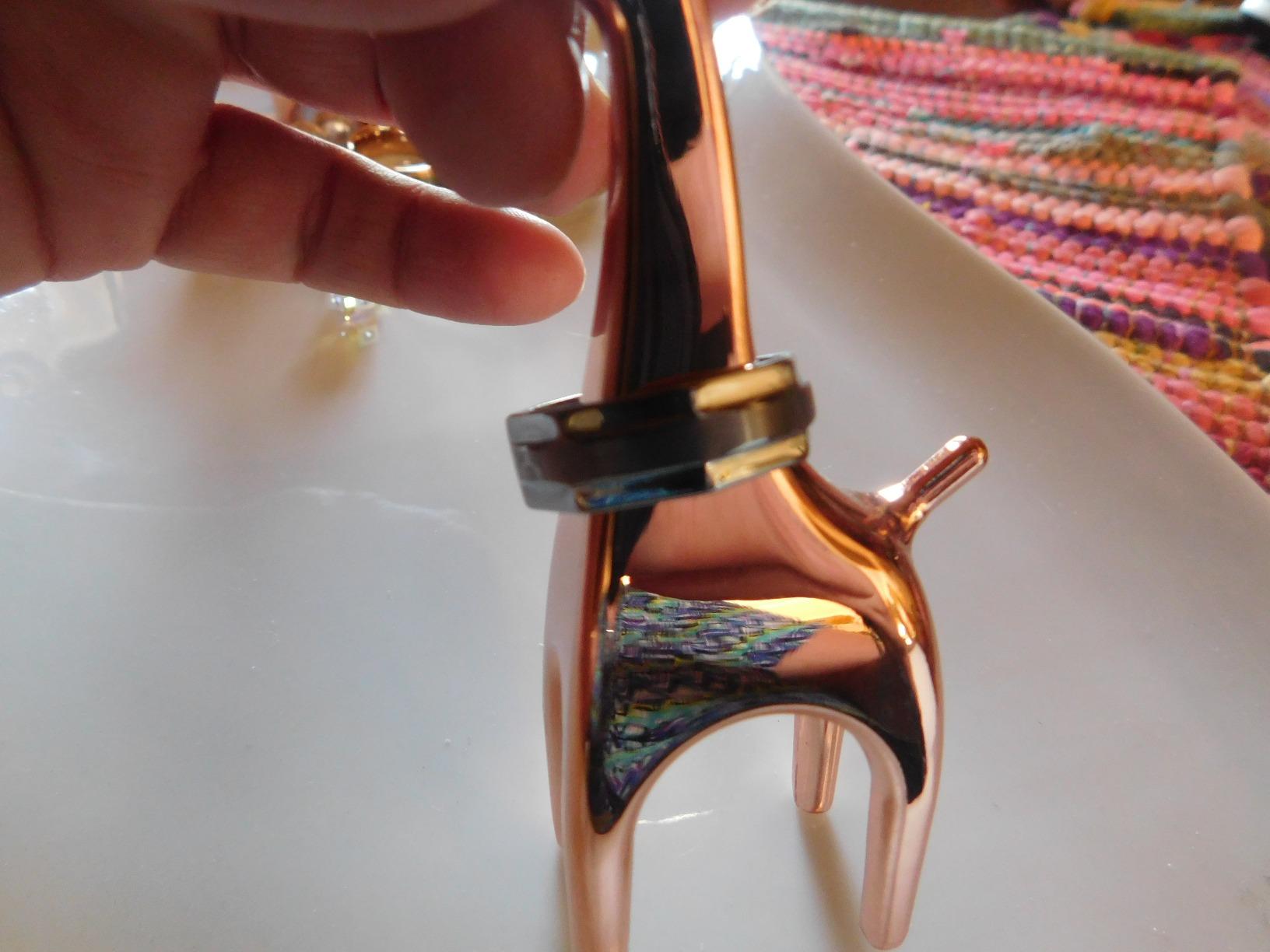Umbra Anigram Ring Holder, Bunny Jewelry Stand for Rings, Copper customer photo 1