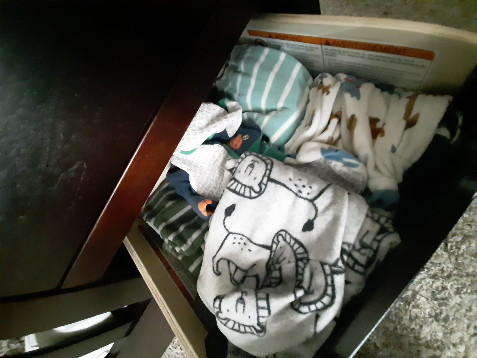 Graco Remi 4-in-1 Convertible Crib & Changer, White customer photo 2