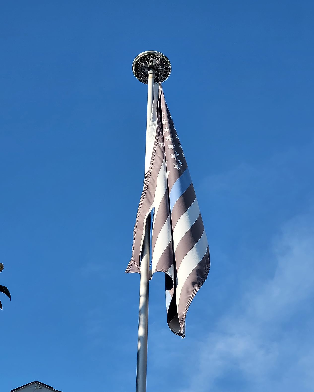Anley Fly Breeze 3x5 Foot Thin Blue Line US National Flag - Vivid Color and Fade proof - Canvas Header and Double Stitched - Honoring Law Enforcement Officers Flags Polyester with Brass Grommets customer photo 1