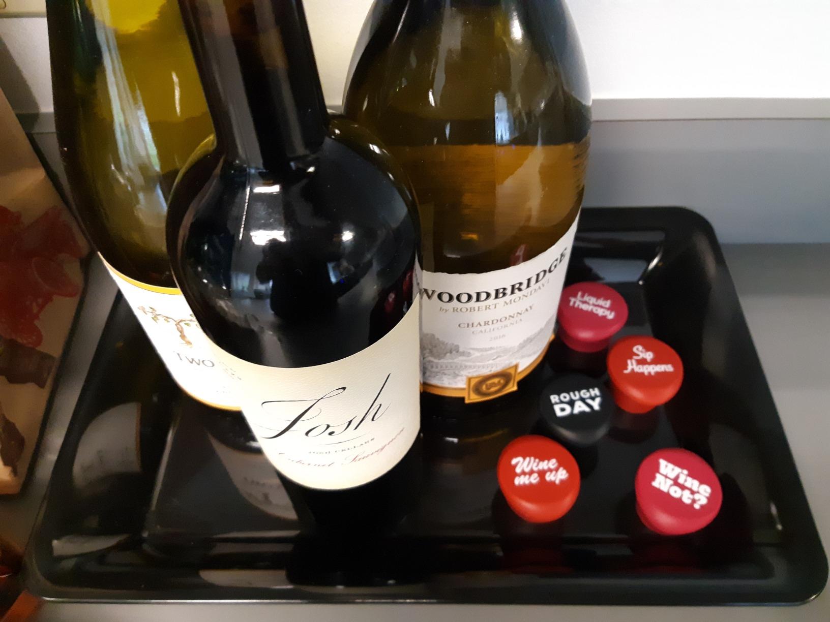 Vinakas Funny Wine Stoppers – Wine Gifts for Women & Men, Wine Accessories customer photo 1