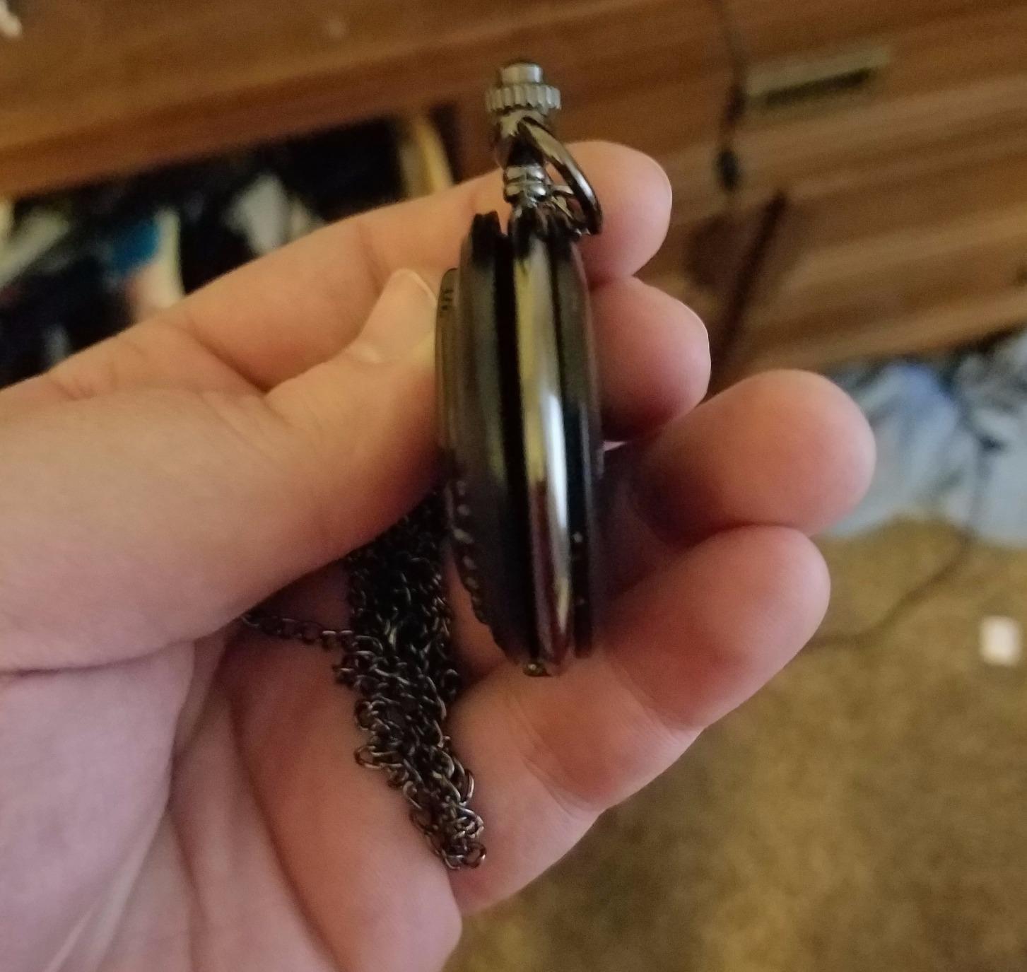 JewelryWe Vintage Fullmetal Alchemist Edward Elric's Pocket Watch Black with 31.9 Inches Chain customer photo 1