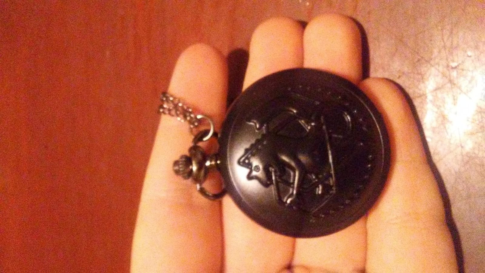 JewelryWe Vintage Fullmetal Alchemist Edward Elric's Pocket Watch Black with 31.9 Inches Chain customer photo 2