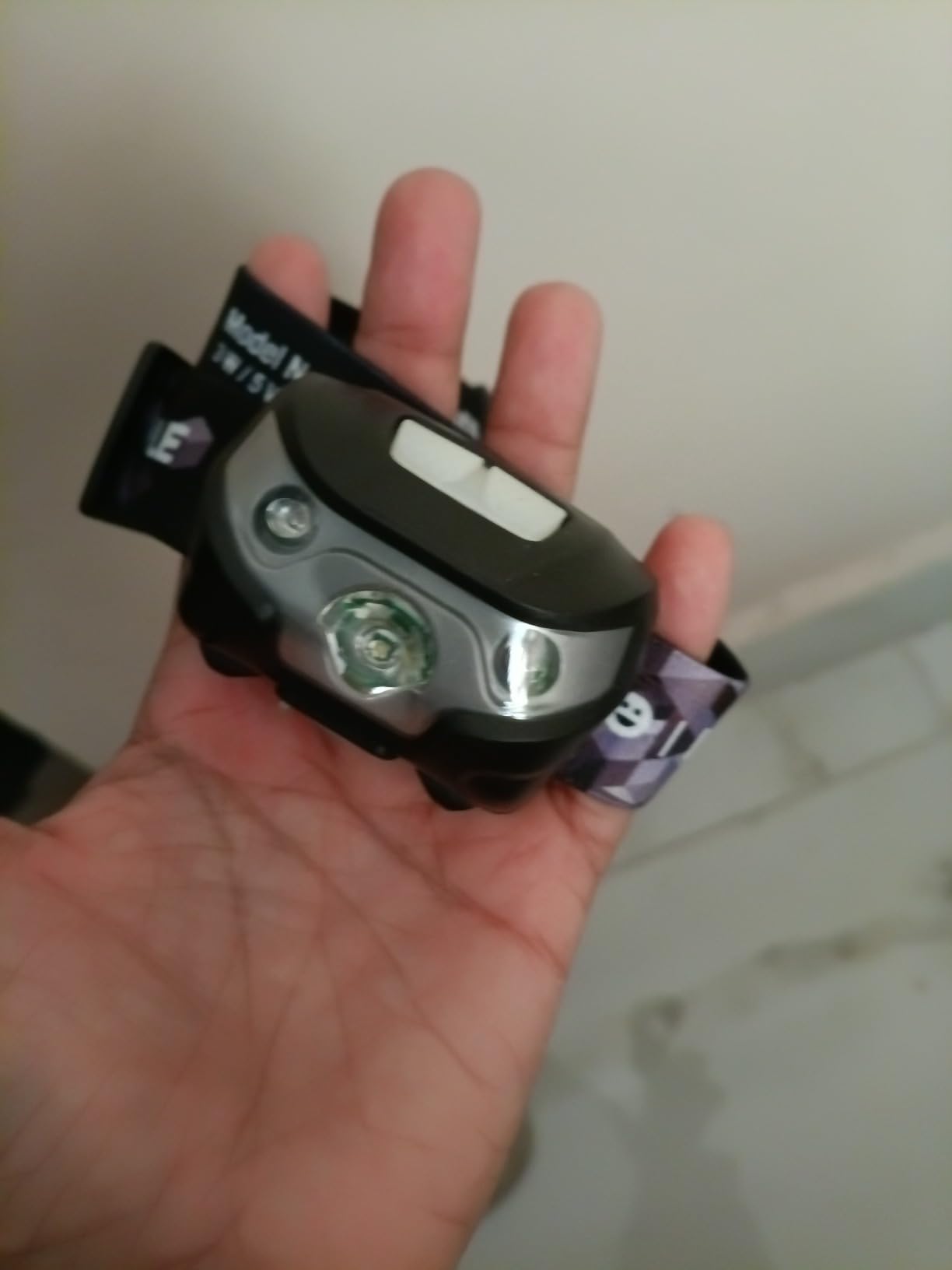 Lepro LED Headlamp Rechargeable IPX4 Waterproof Headlight 5 Modes - Black customer photo 1
