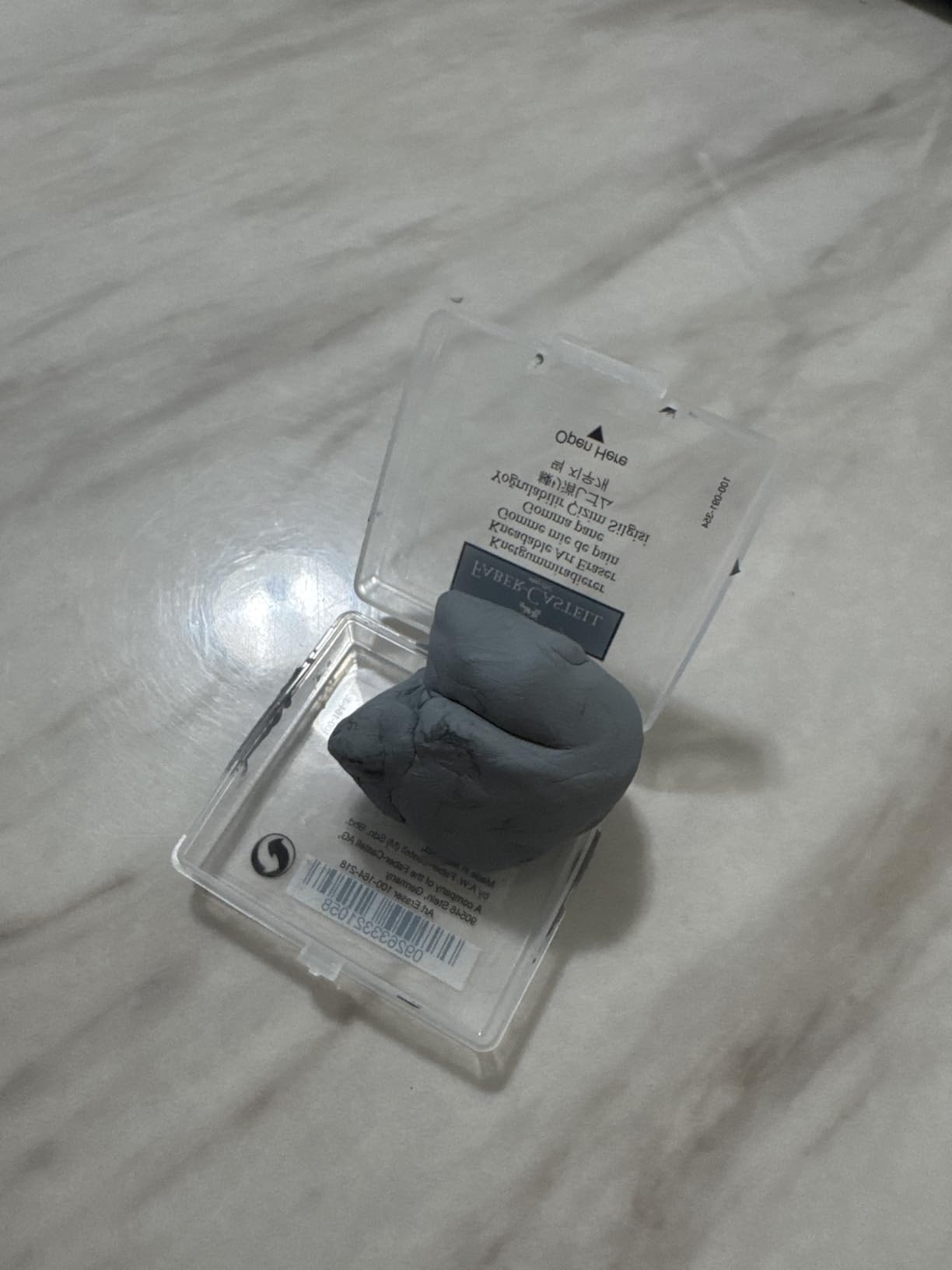 Faber-Castell Kneadable Eraser for Artists in Storage Case - Absorbent Kneaded Erasers, Art Eraser 1 Pack, Grey customer photo 1