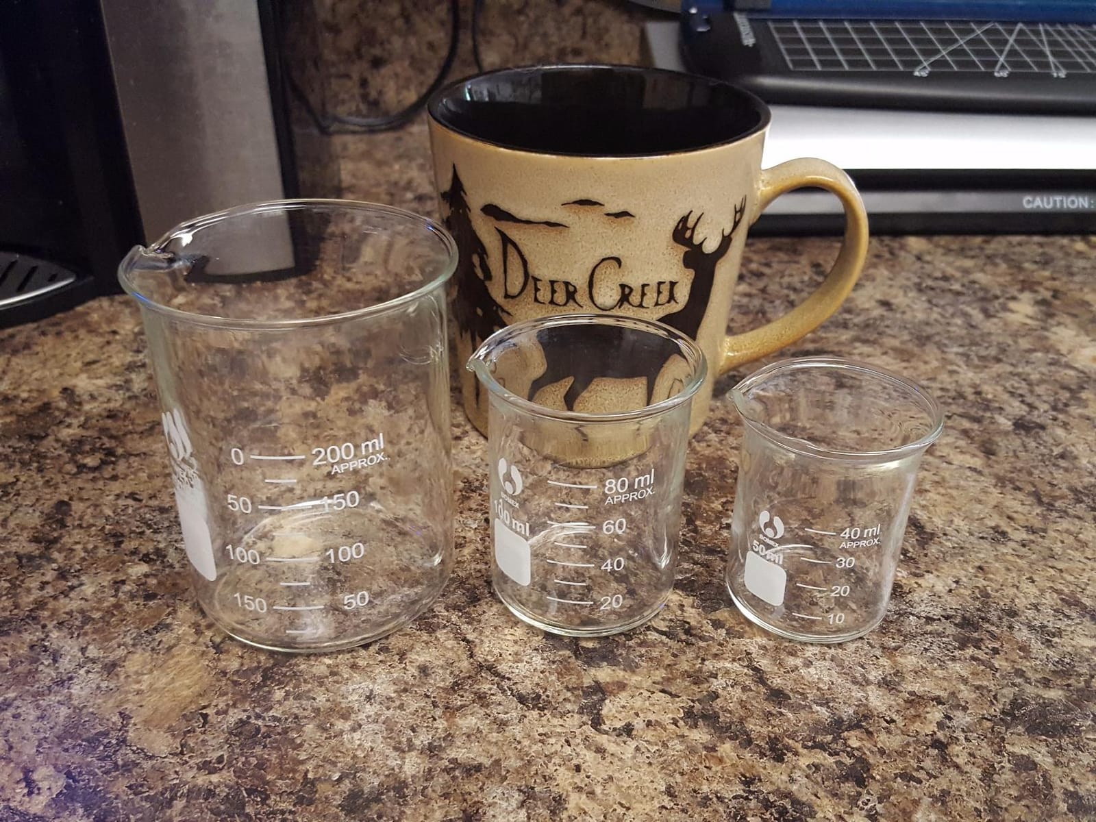 3 Pack Borosilicate Glass Beaker Set, 50 mL, 100 mL and 250 mL customer photo 1