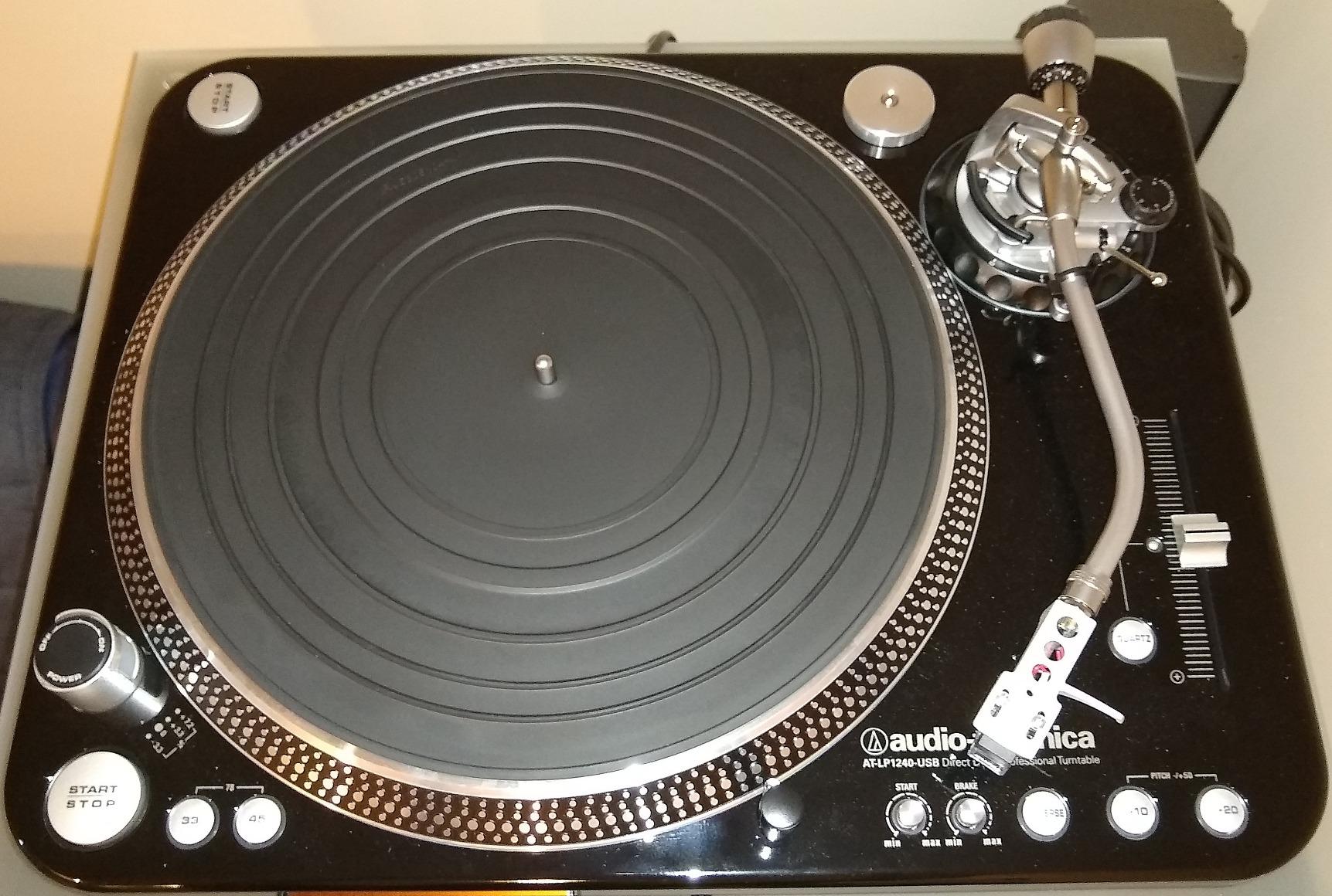 Fluance Turntable Platter Mat (Rubber Black) - Durable Audiophile Grade Silicone Design for Vinyl Record Players (PFHTRP) customer photo 1