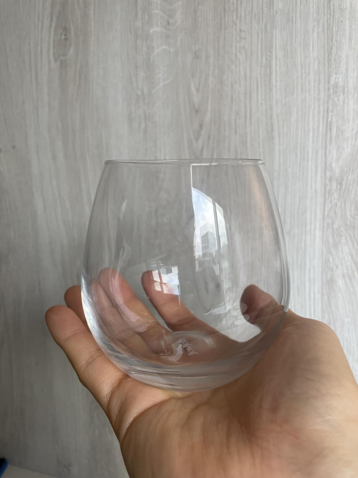 JoyJolt Spirits Stemless Wine Glasses for Red or White Wine (Set of 4)-15-Ounces customer photo 1