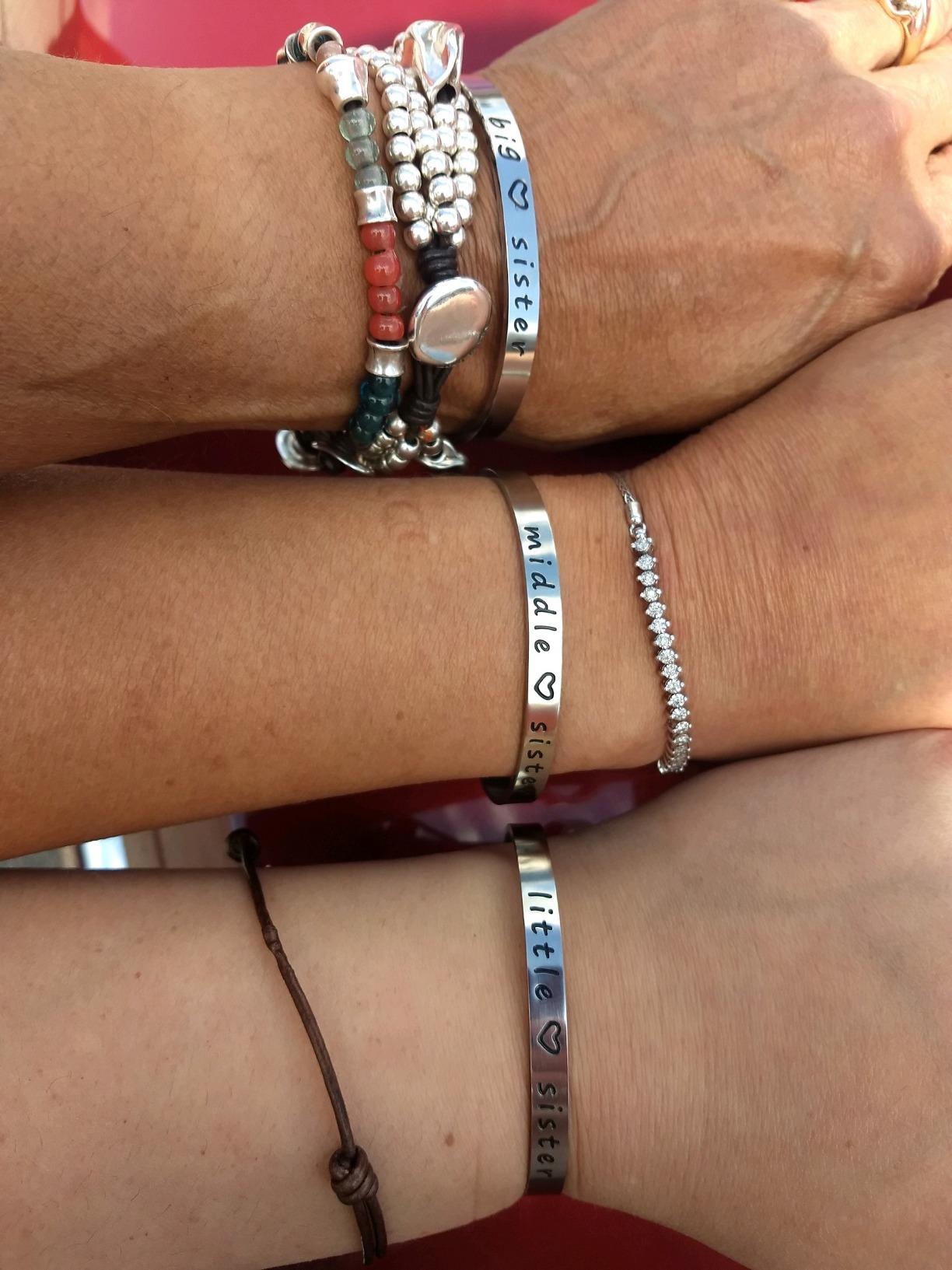 BESPMOSP Big Sis Middle Sis Little Sis Sister Cuff Bangle Bracelet Family Friend Gift for Women customer photo 1