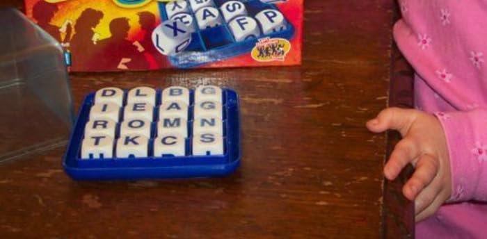 Hasbro Gaming Boggle Classic Game | Word Search Games | Ages 8+ | 1 or More Players | Portable Travel Size | Fun Family Dice Games for Adults and Kids customer photo 1