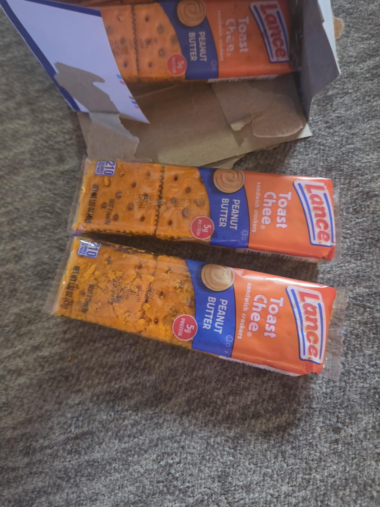 Lance Assorted Sandwich Crackers, 20 Count Variety Pack customer photo 2