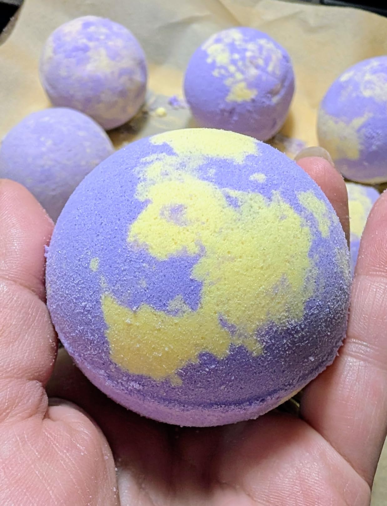 Warmbuy 12 Pcs DIY Metal Bath Bomb Molds, Set of 6 customer photo 2