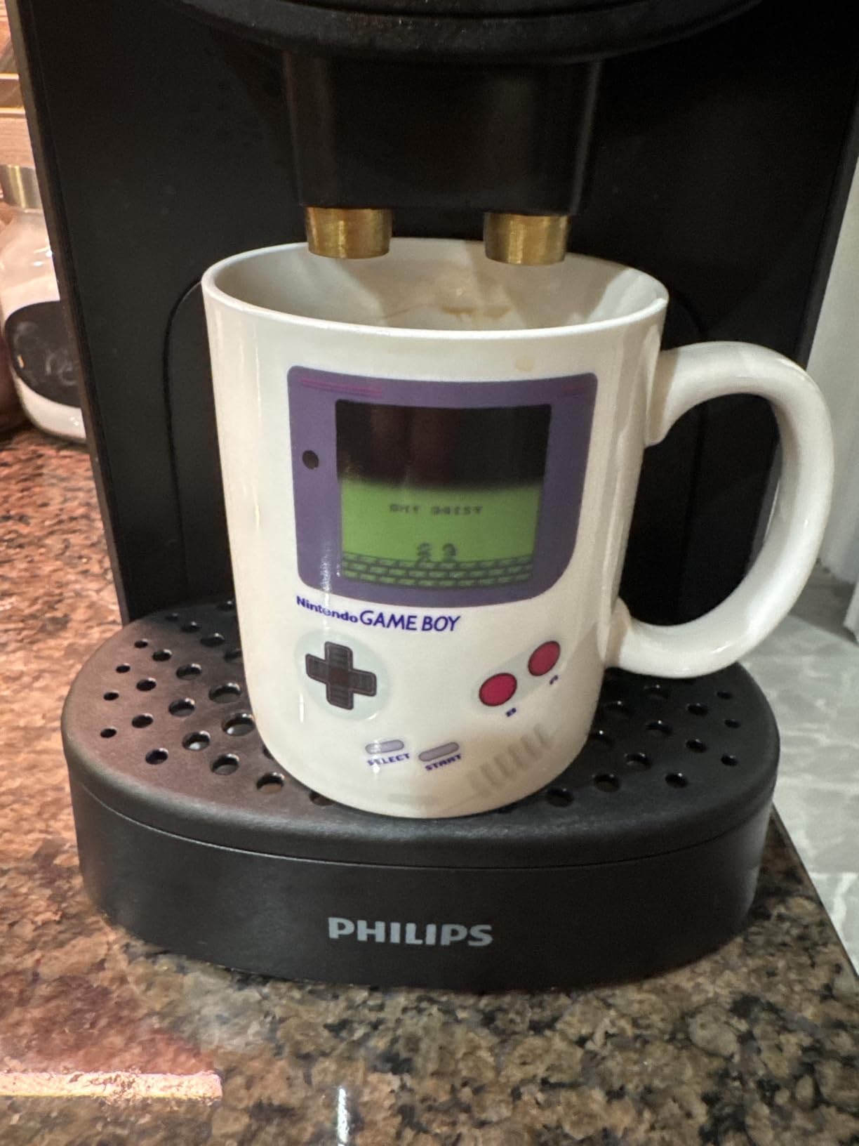 Paladone Gameboy Heat Changing Coffee Mug - Gift for Gamers, Nerds, Nintendo Mario Fans, Men, and Retro 90s Game Enthusiasts - 10 Ounces customer photo 2