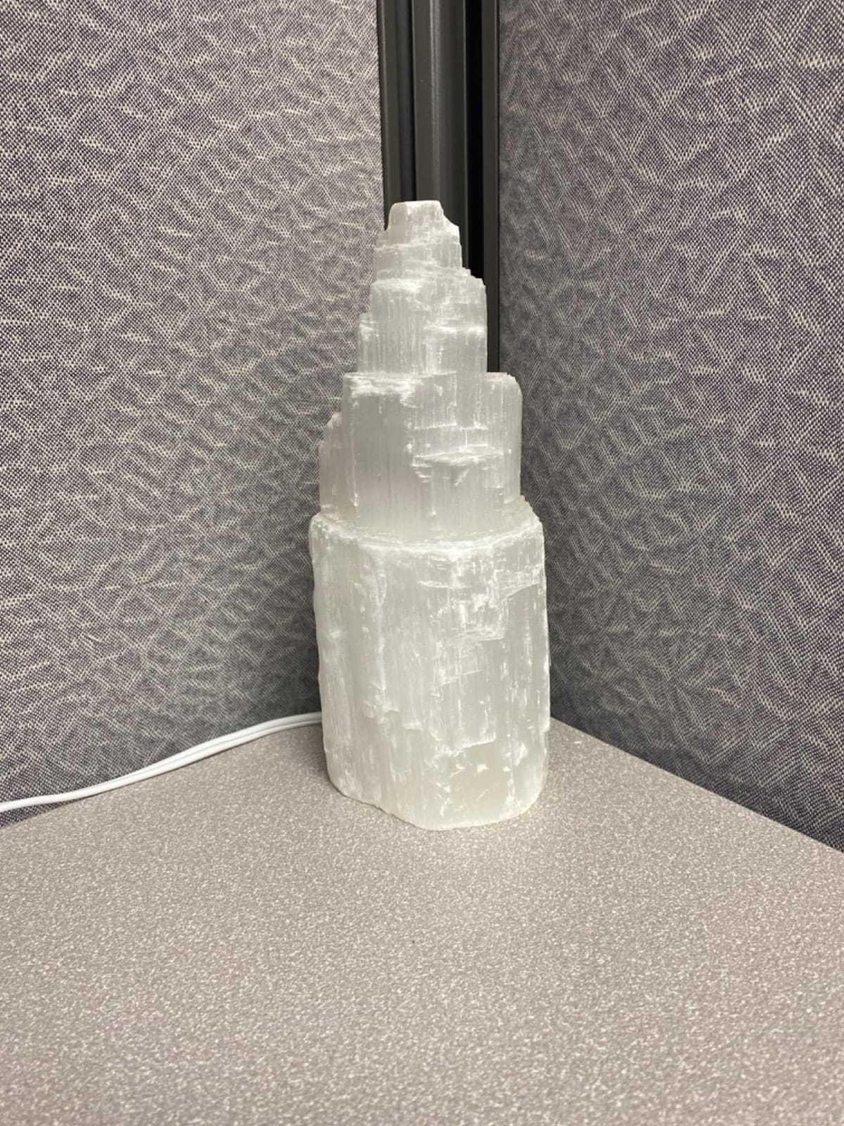 JIC Gem Natural Selenite Lamp 8