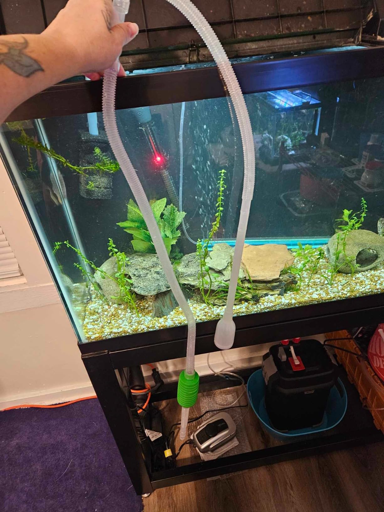 Luigi's Fish Tank Cleaner - Turtle Tank Accessories - Gravel Vacuum for Aquarium - Hand Siphon Hose to Remove and Change Water or Sand in Minutes - Aquarium Cleaning Tools customer photo 2