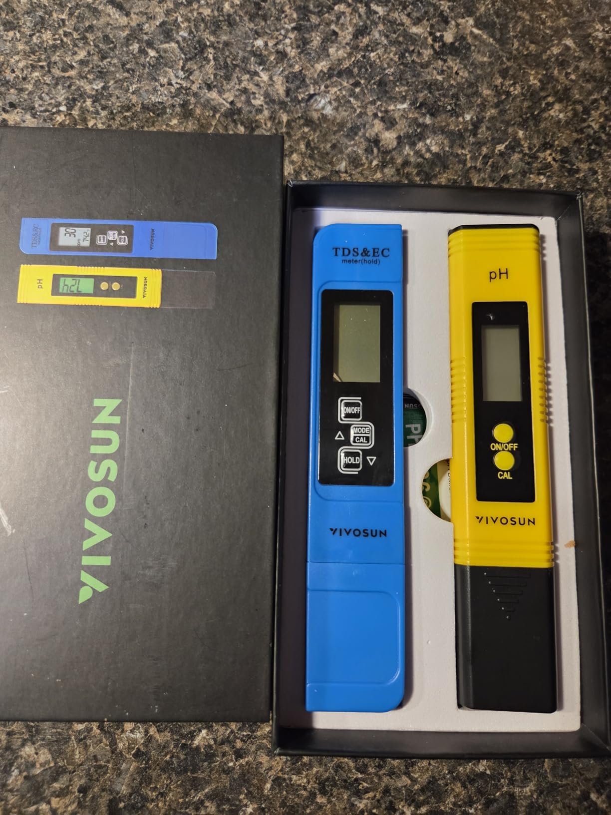 VIVOSUN Digital pH Meter TDS EC Meter for Water 0.01 Accuracy Hydroponics | ±0.01 pH Accuracy, ATC, Auto Calibration, LCD Display, Hold Function, for Hydroponics Aquarium Pool Drinking, UL Certified customer photo 2