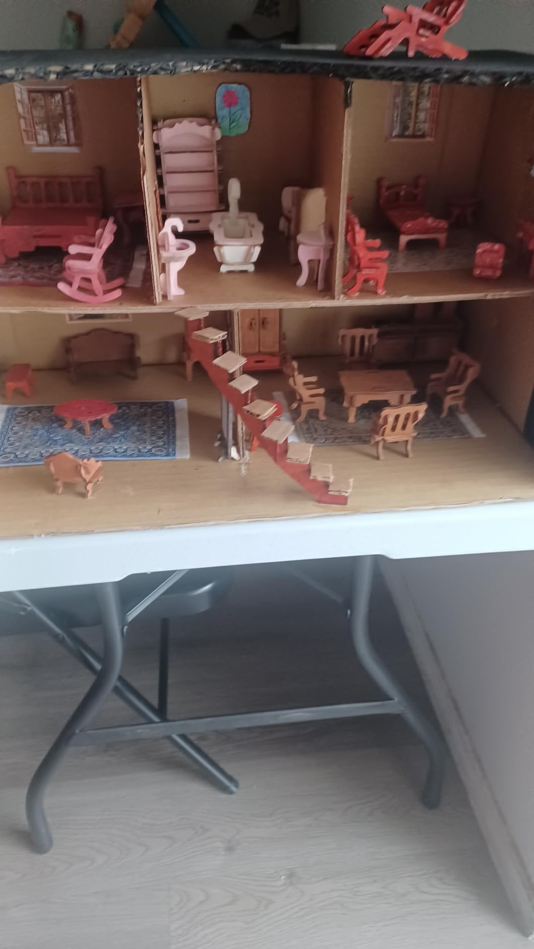 LOVEINUSA 34PCS Wooden Dollhouse Furniture Set, 1:20 Scale customer photo 1